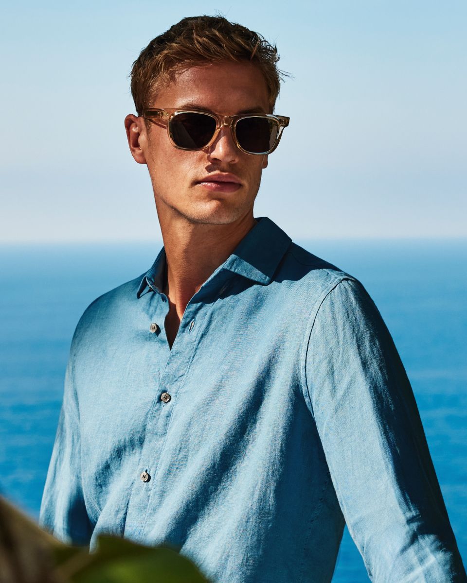 The Linen Shirt