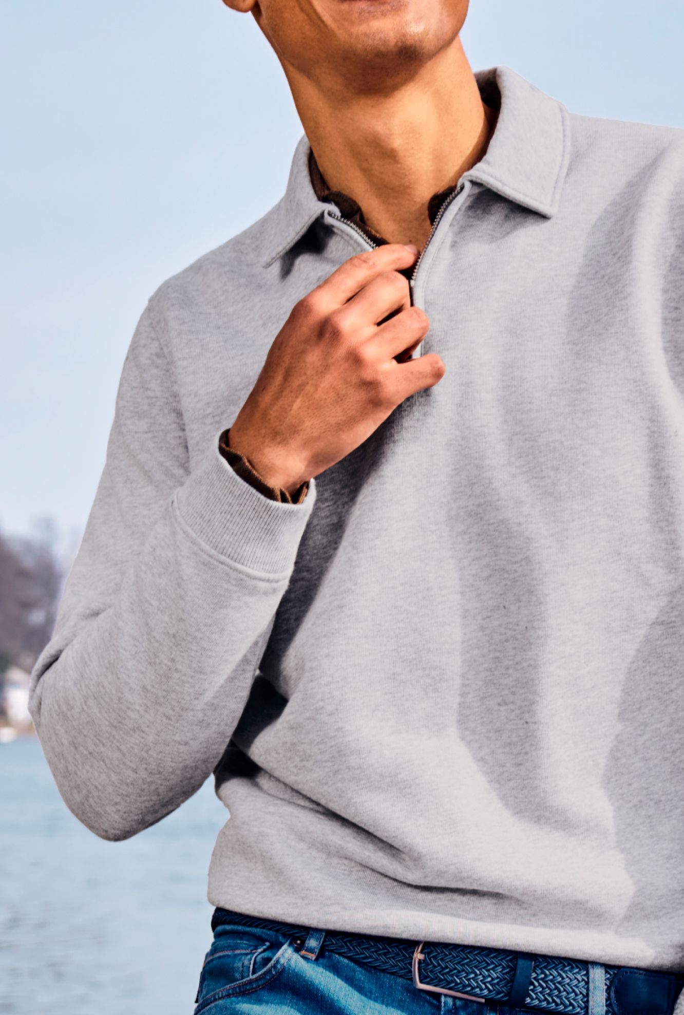 Image of The Sporty Zip Sweater