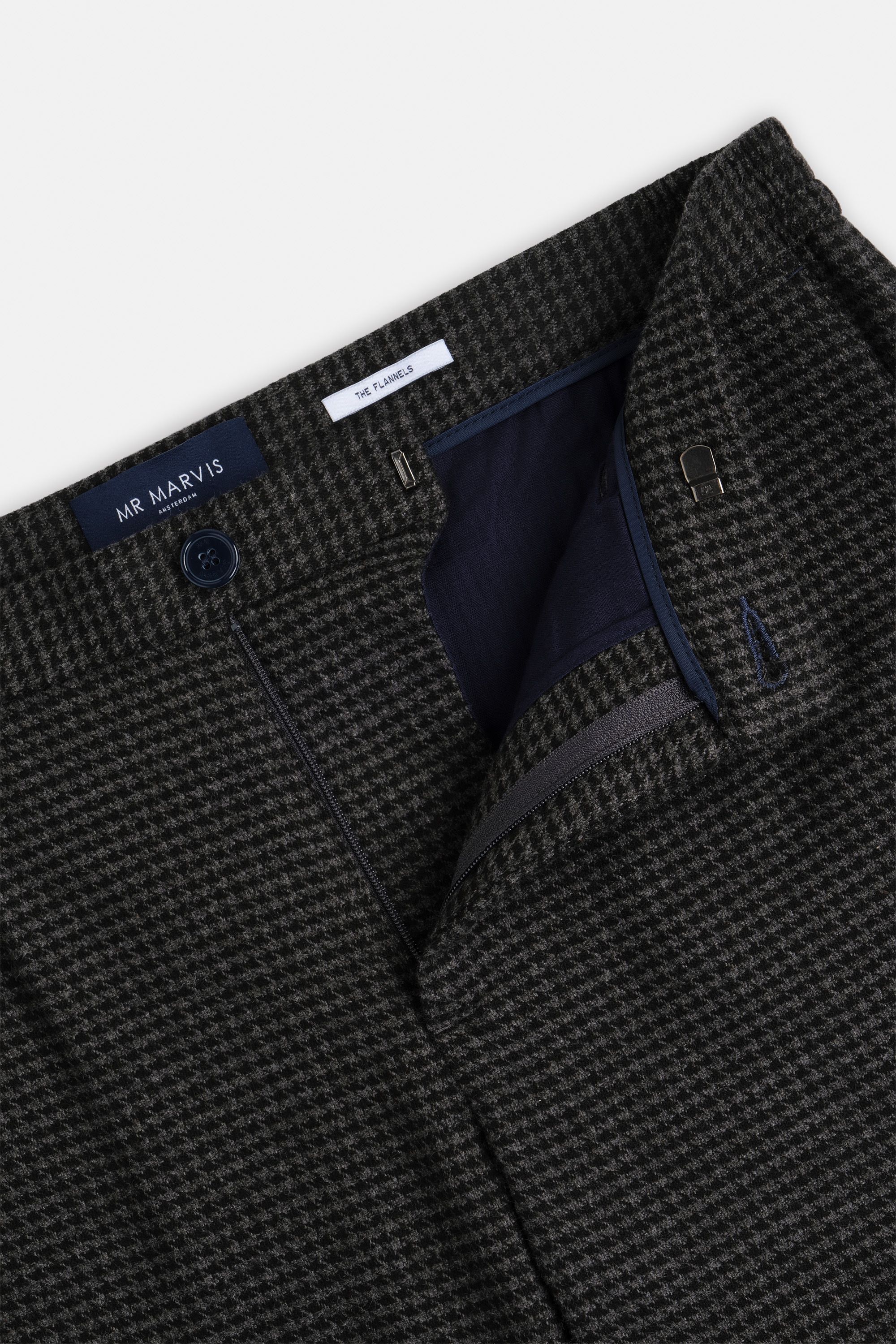 Storms Houndstooth * The Flannels