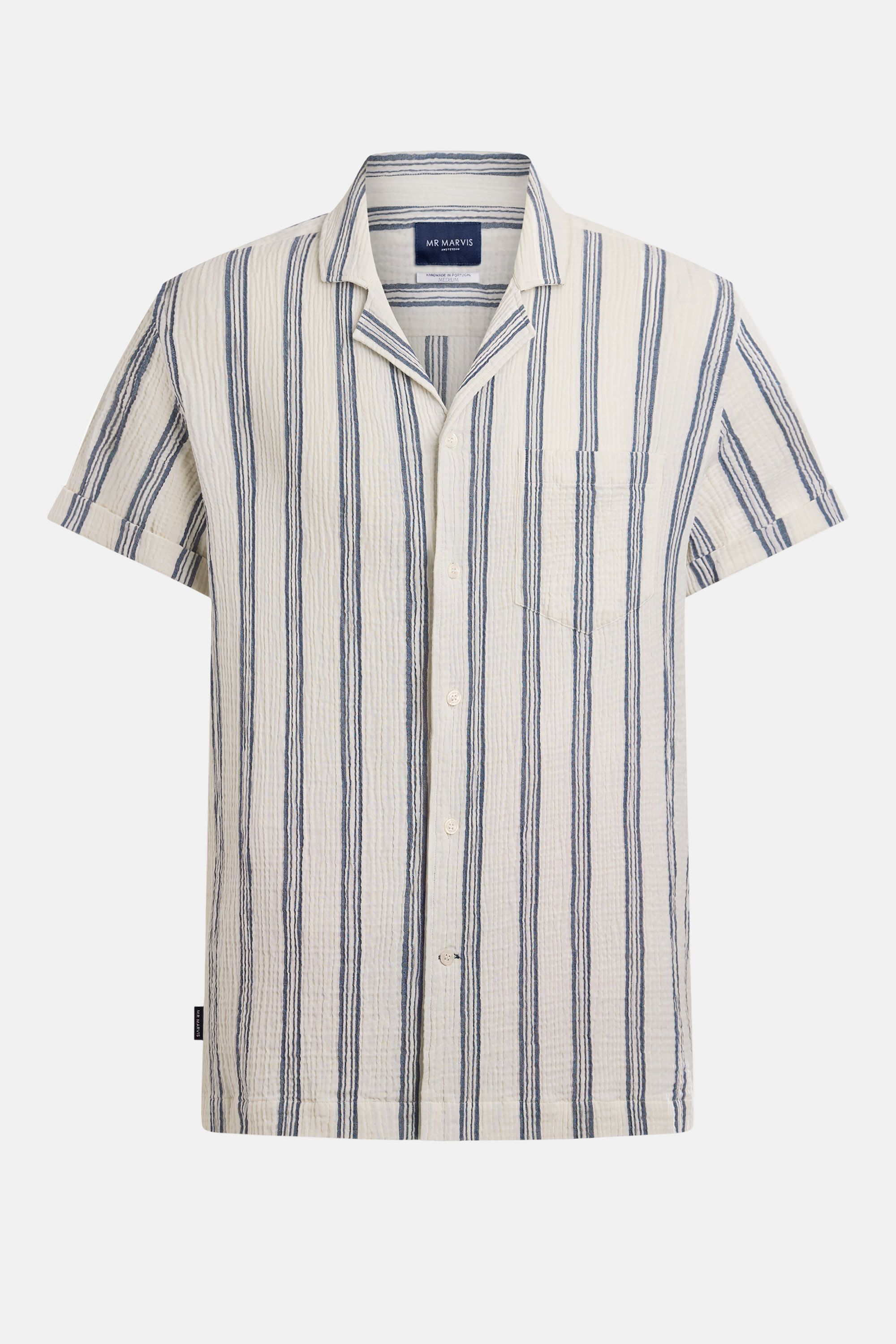 Mens short sleeve shirt with relaxed fit in blue & white striped