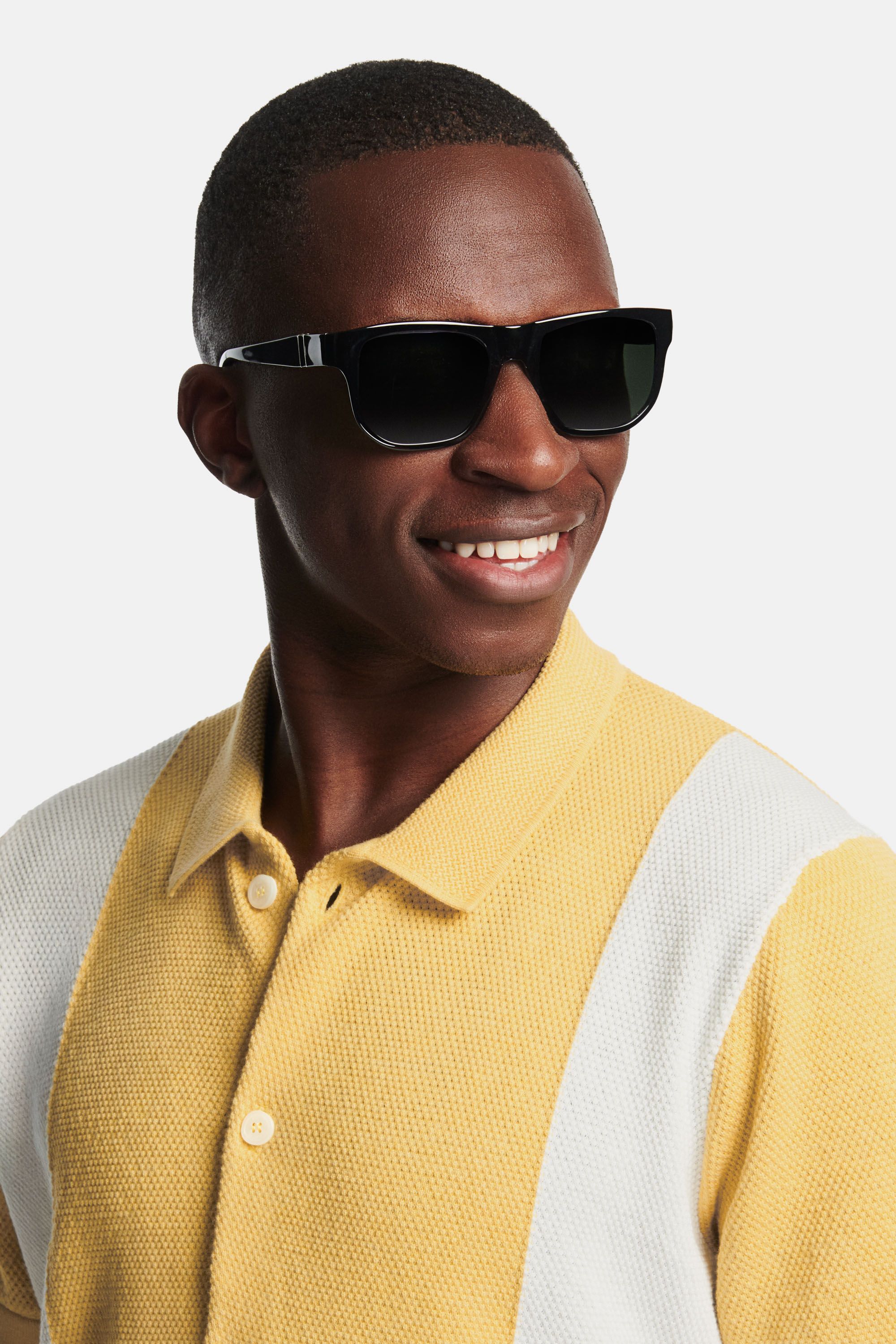 Splits * The Airy Knit Shirt