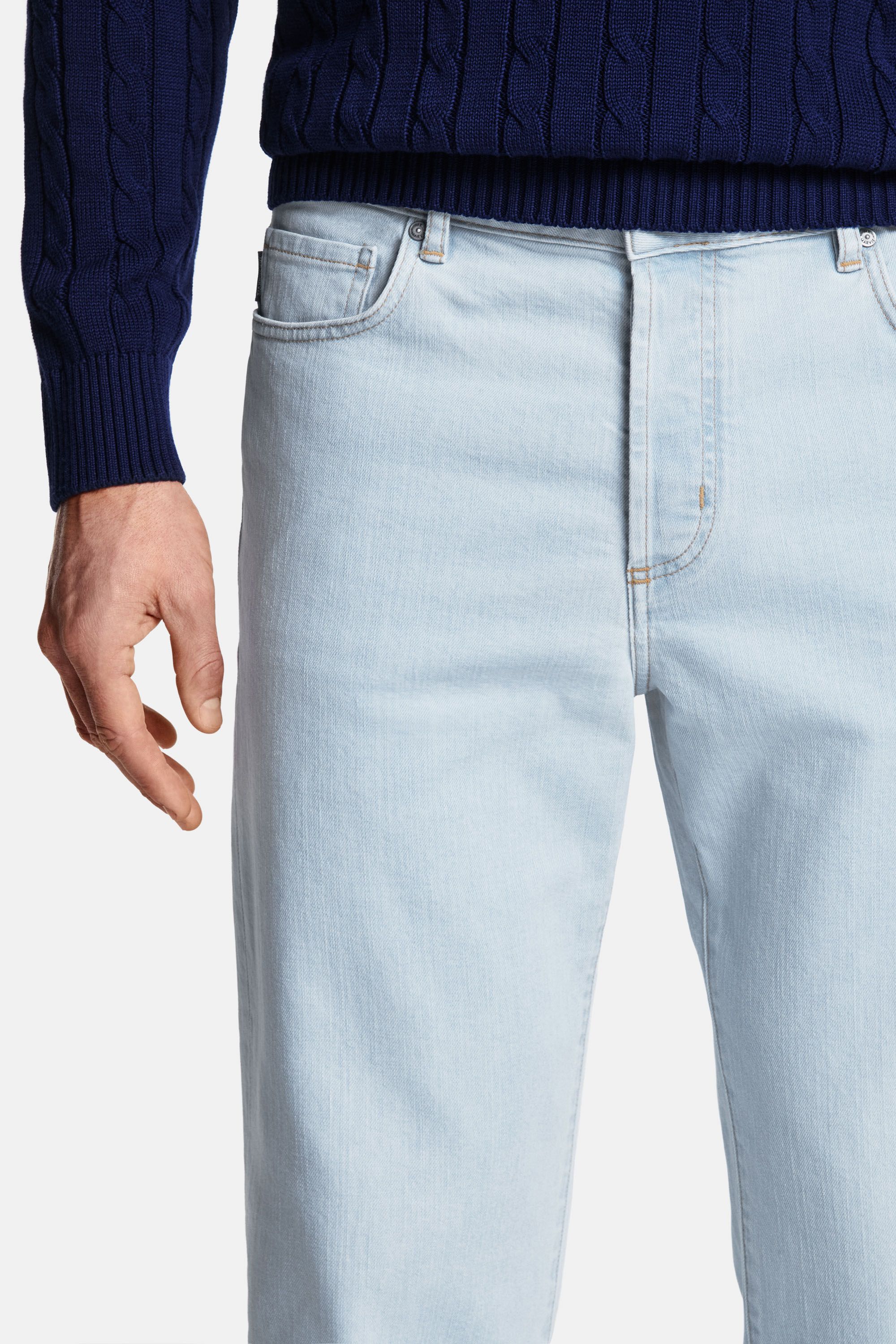 Charles * The Straight Fit Jeans