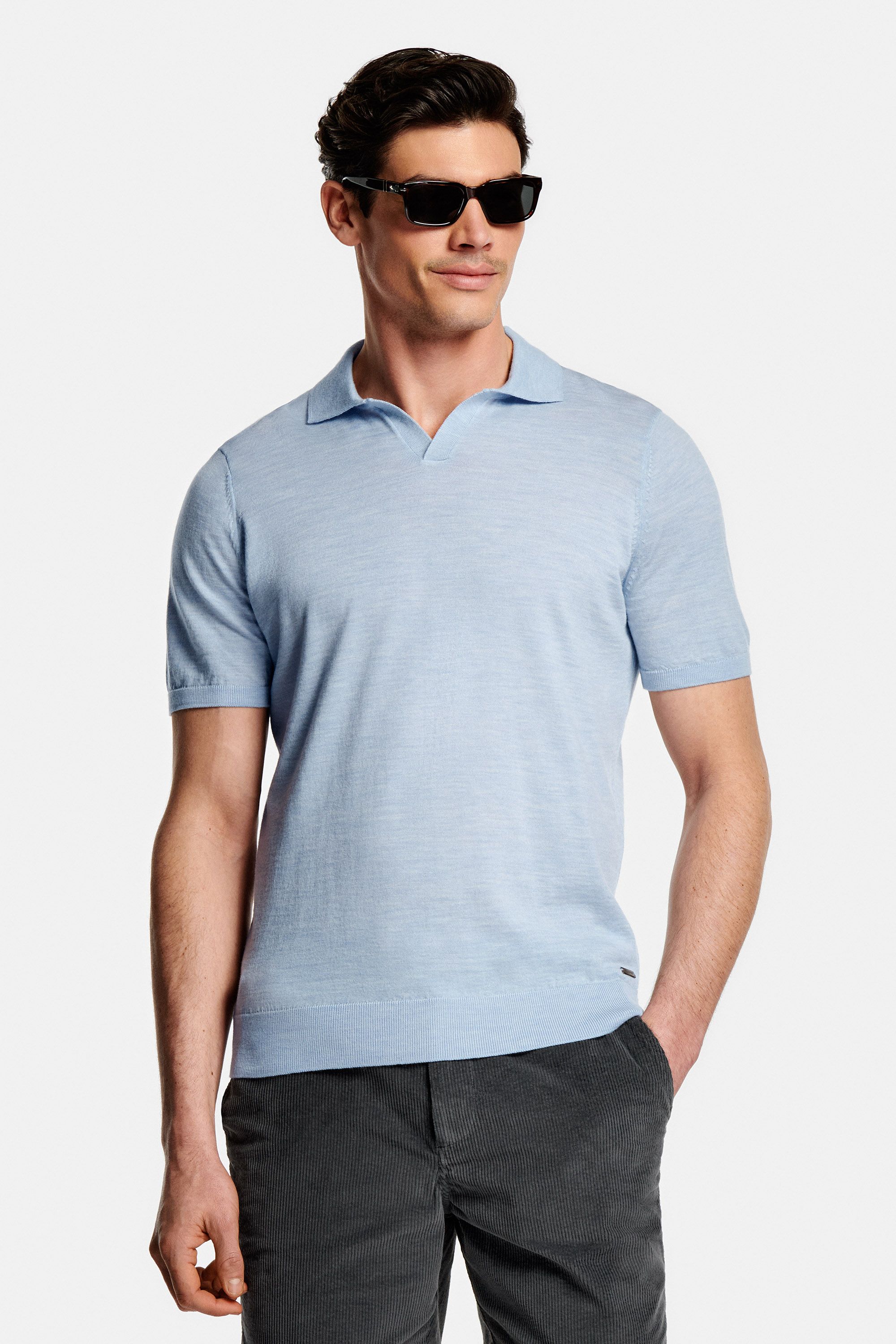 Avenues * The Buttonless Polo