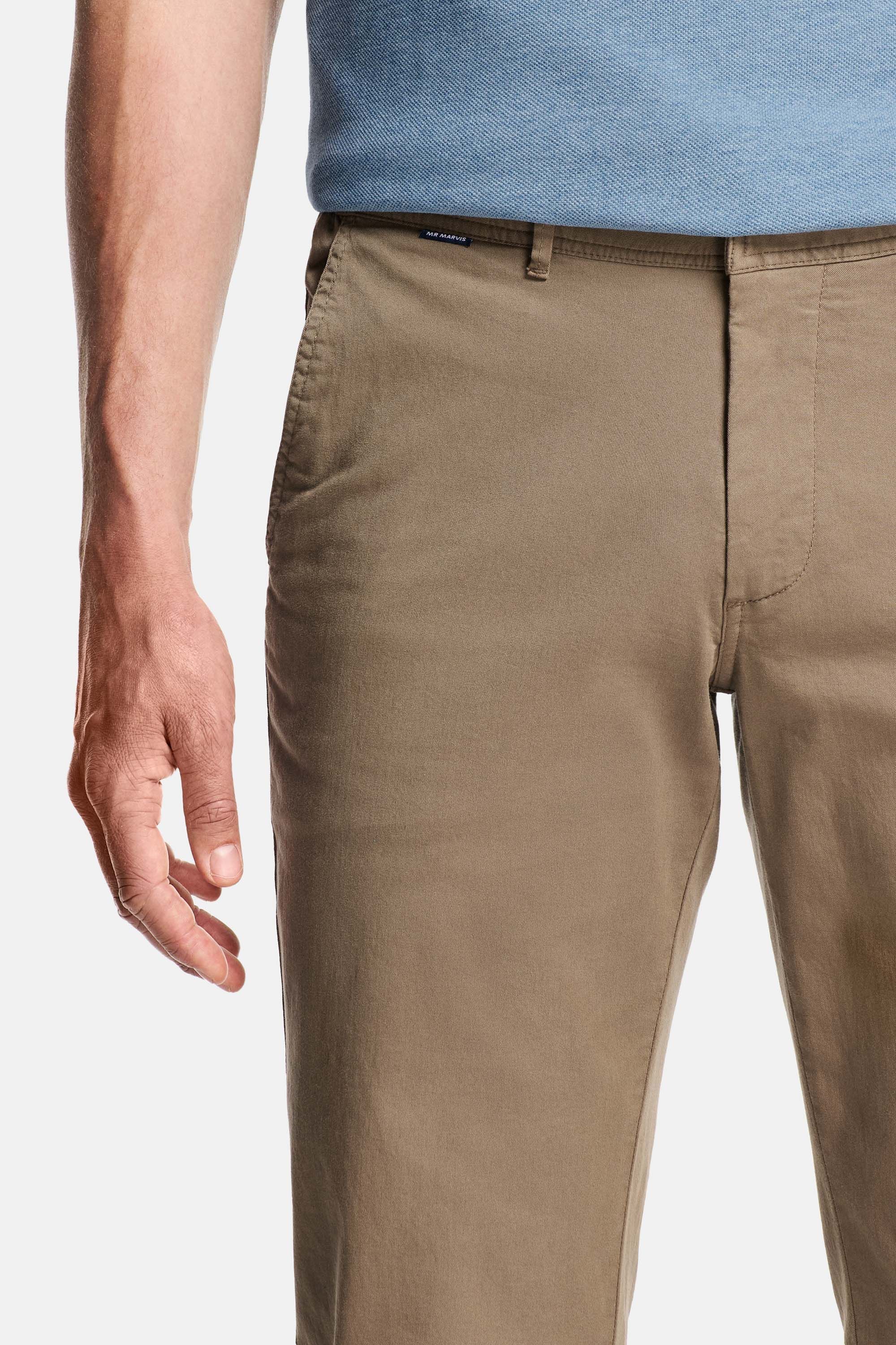 Jones * Chinos