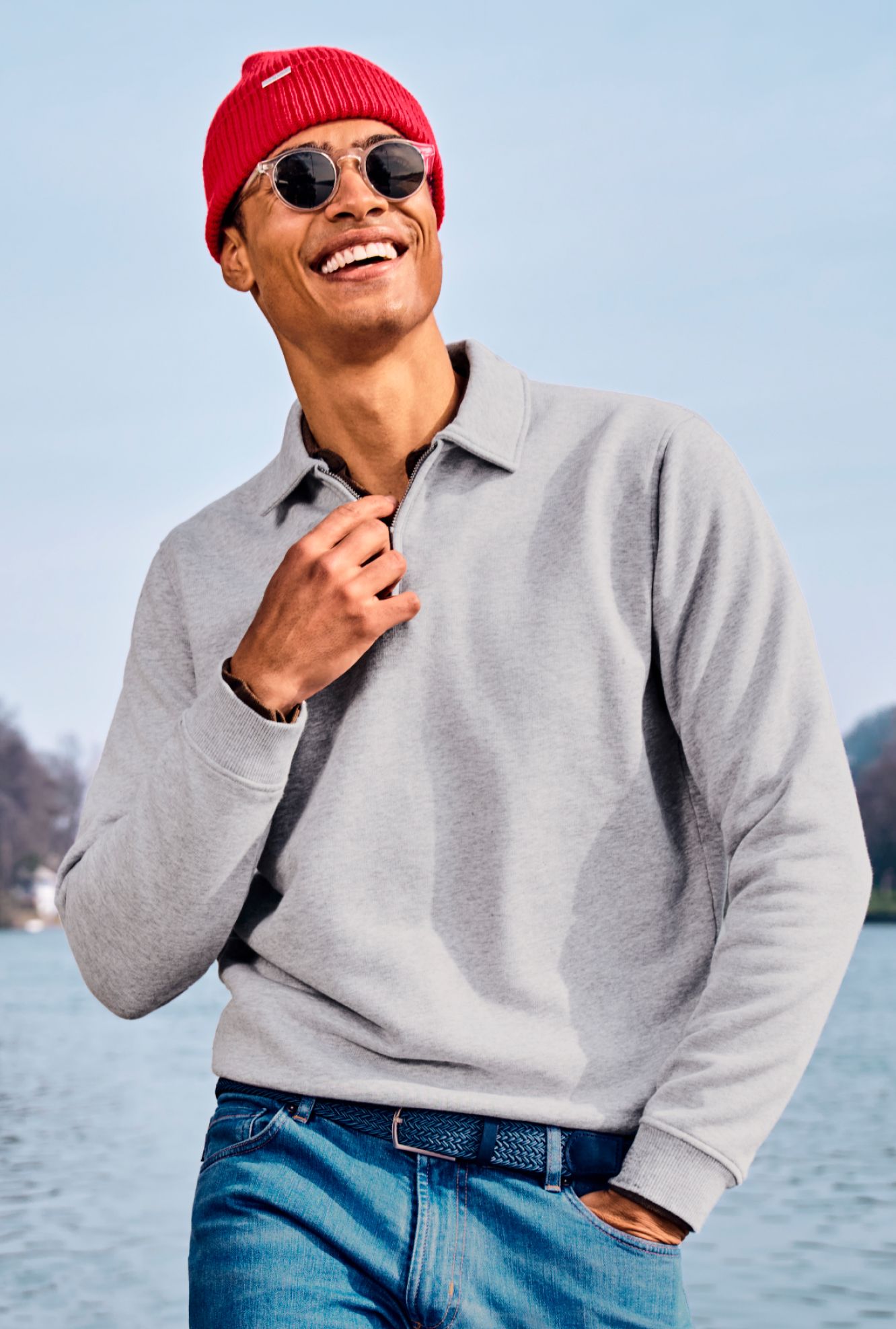 Image of The Sporty Zip Sweater