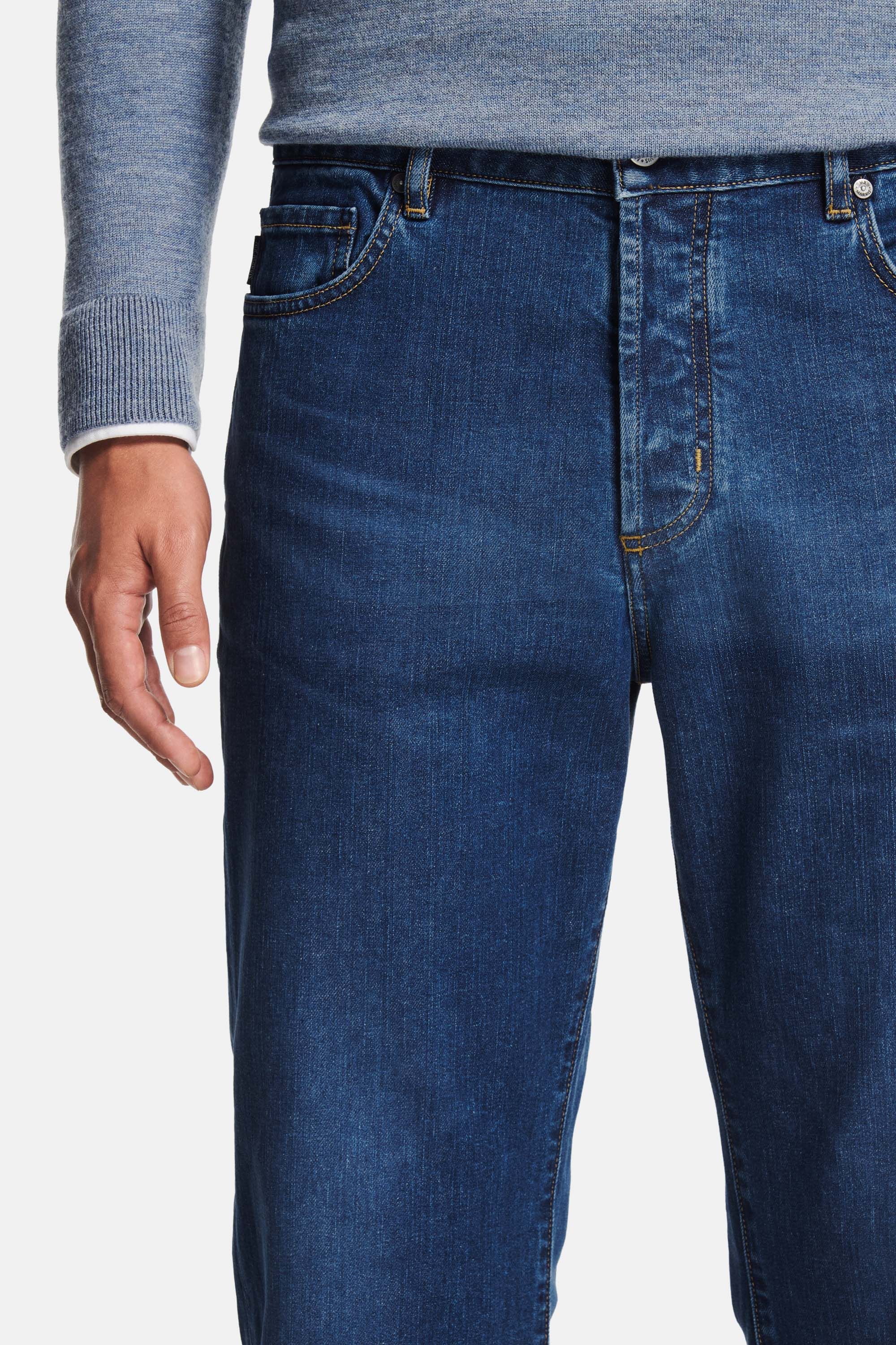 Davis * The Straight Fit Jeans