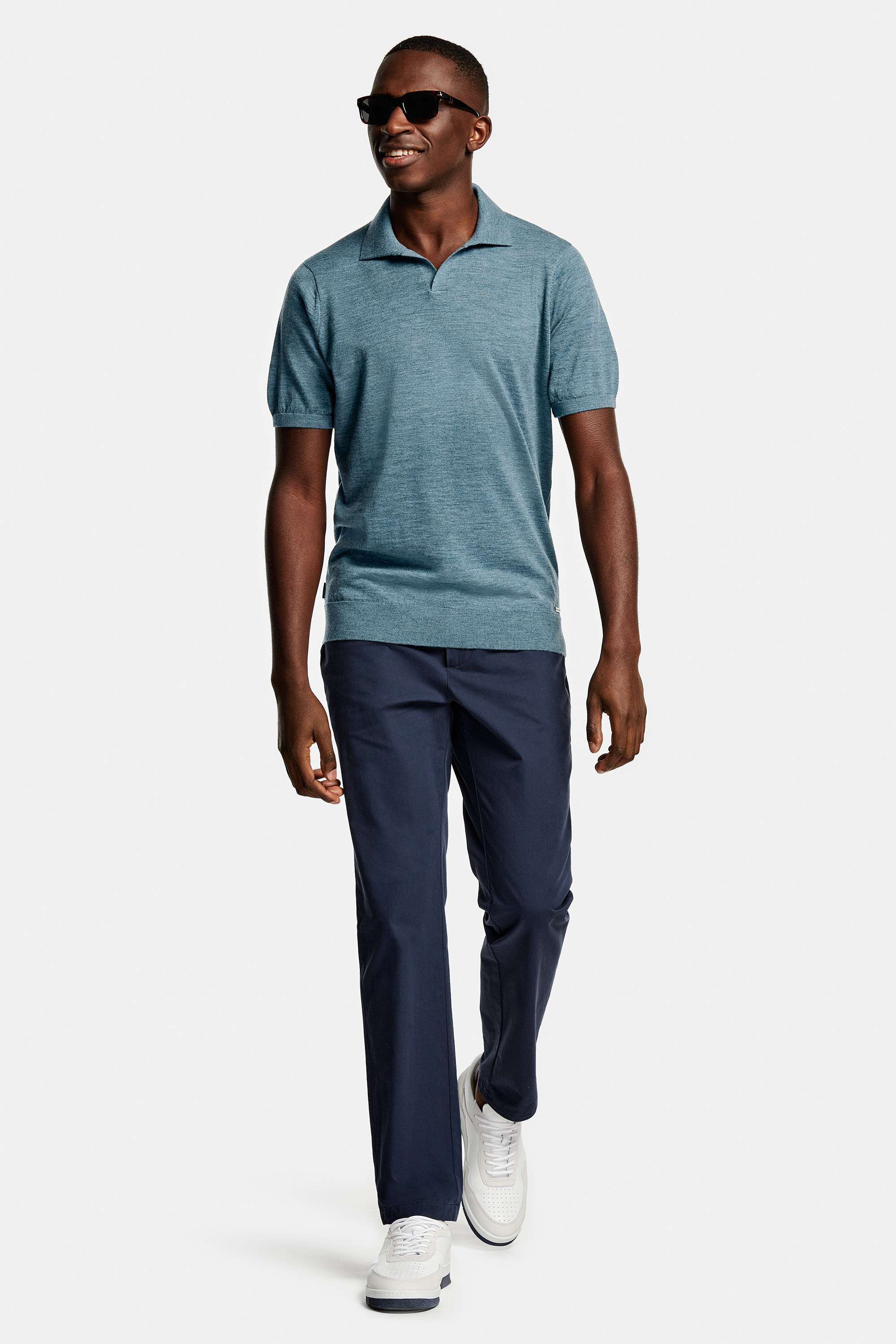 Astons * The Buttonless Polo, Cosmics * The Easy Chinos, Cosmics * The Classic Sneakers