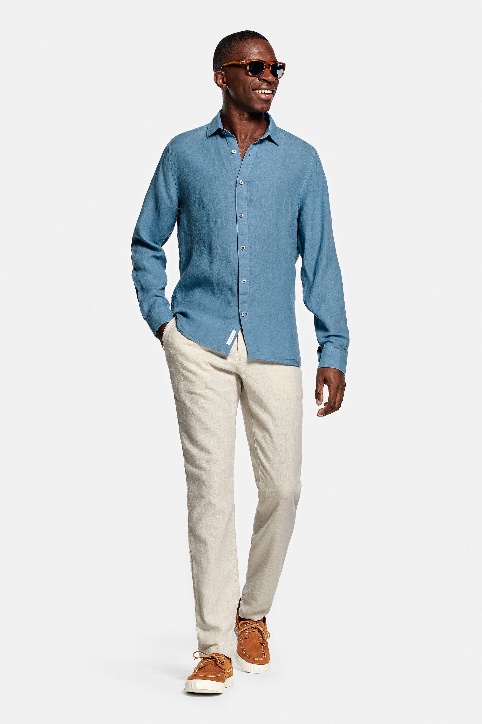 Mavericks * The Linen Shirt, Gazettes * The Linens