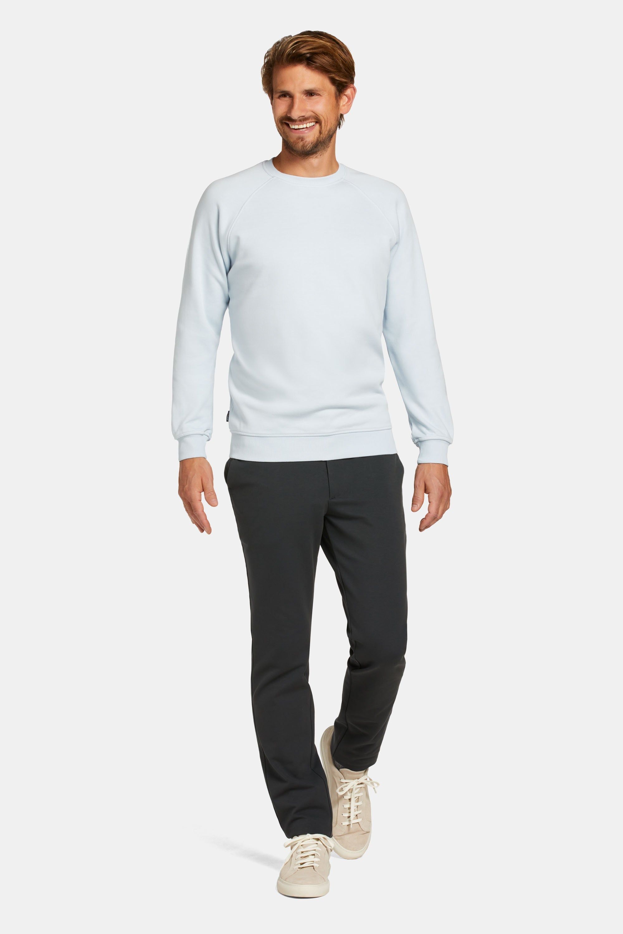 Avenues * The Easy Sweater, Storms * The Easies