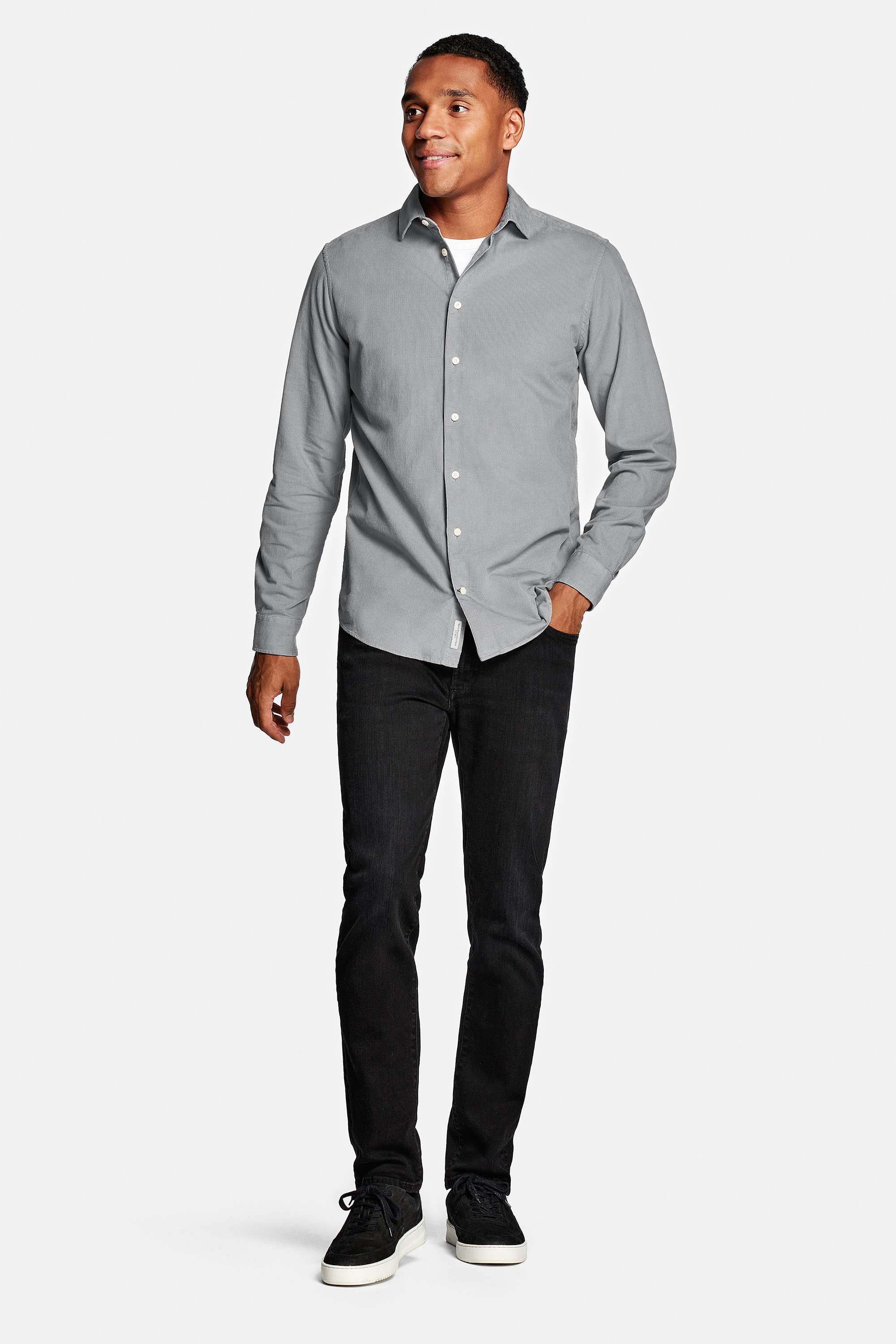 Oysters * The Cord Shirt, Thomas * The Jeans