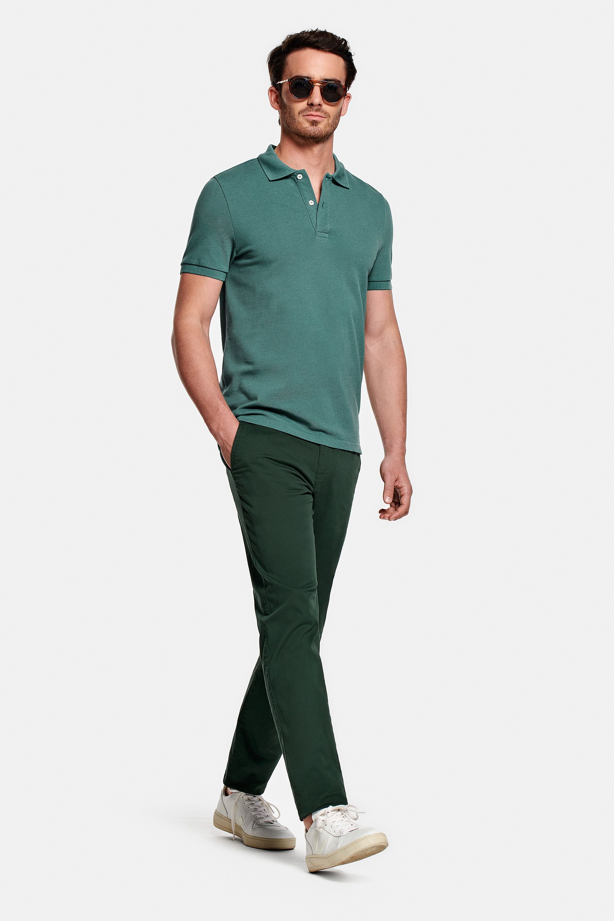 Lakes * Chinos