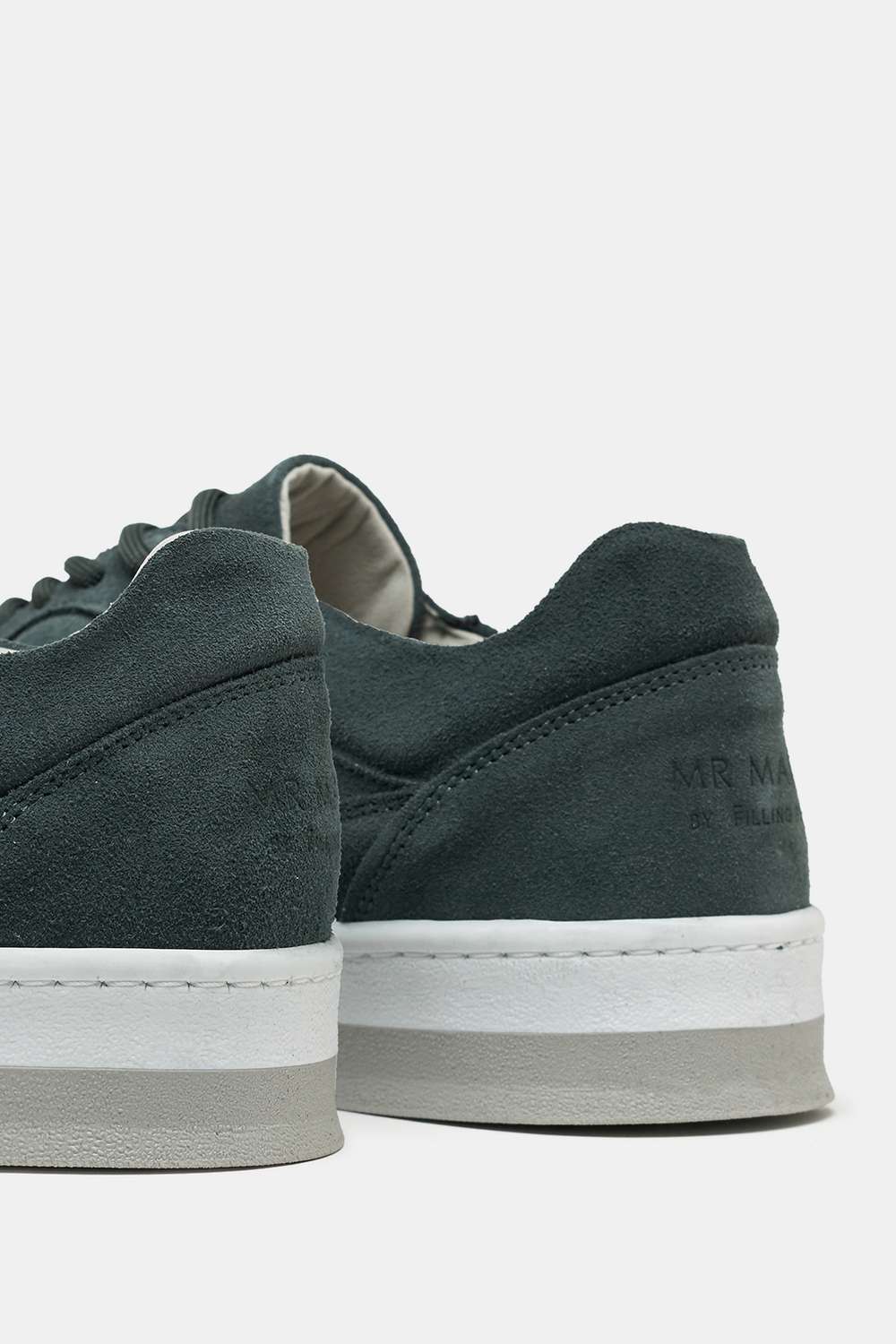 Lakes * The Suede Sneakers