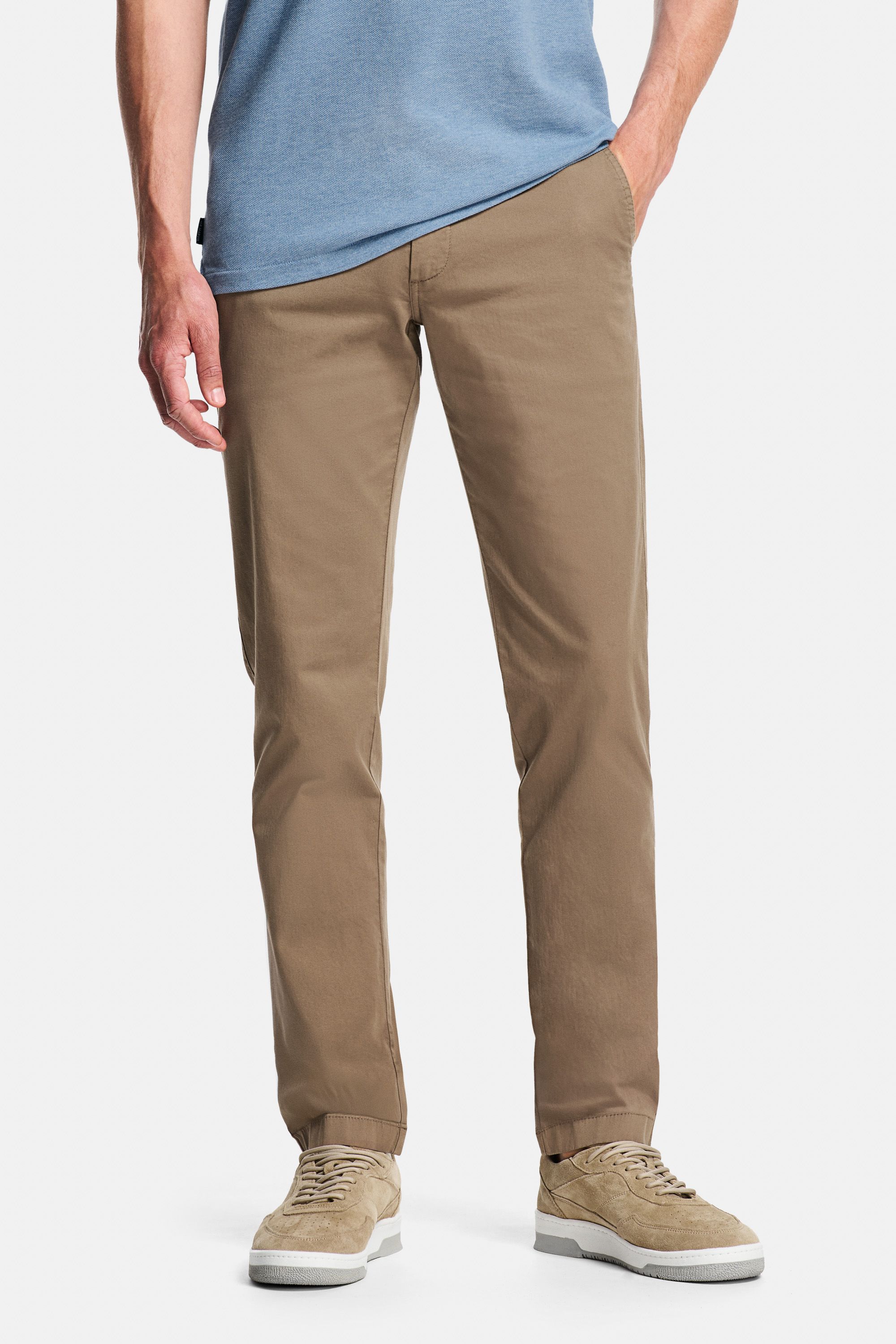 Jones * Chinos