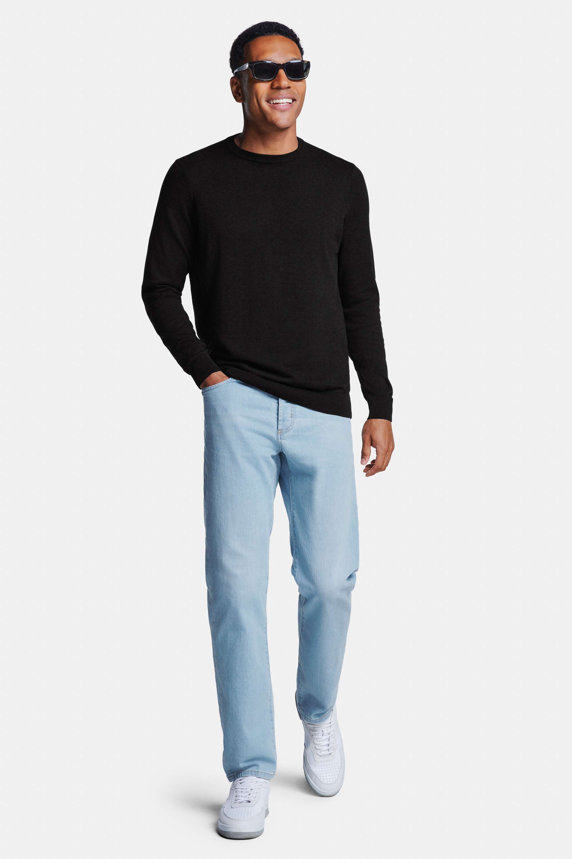 Blackjacks * The Cotton Crew, Otis * The Straight Fit Jeans, Oysters * The Classic Sneakers