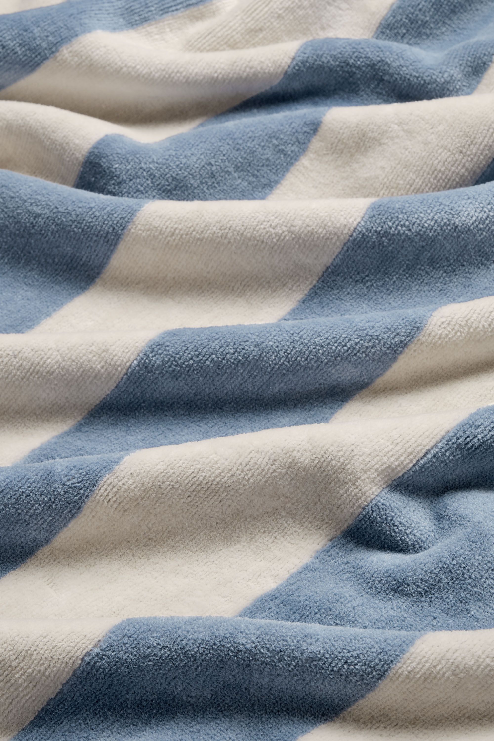 Pontoons * The Beach Towel