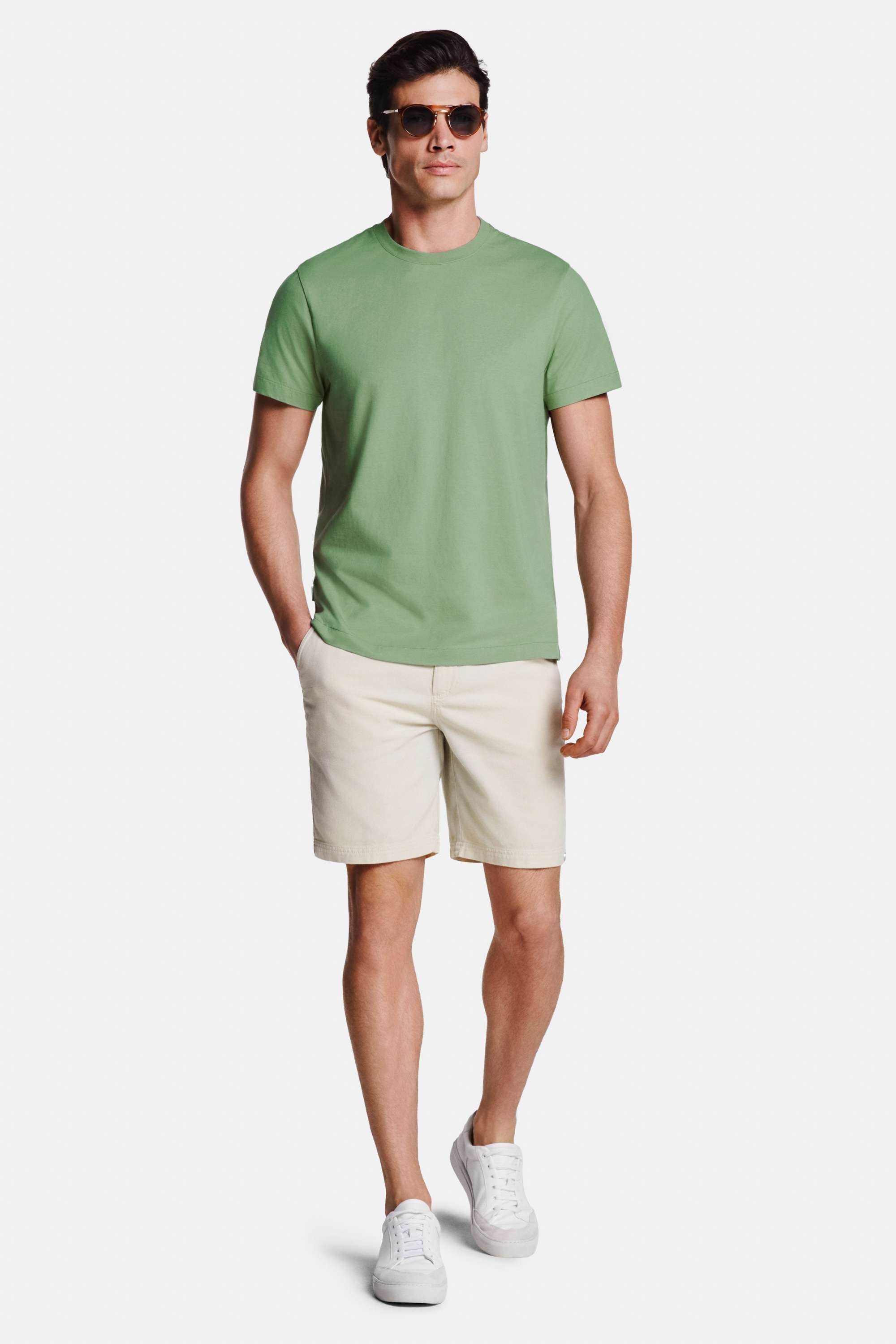 Pines * The Midweight Tee, Gazettes * The Piqués