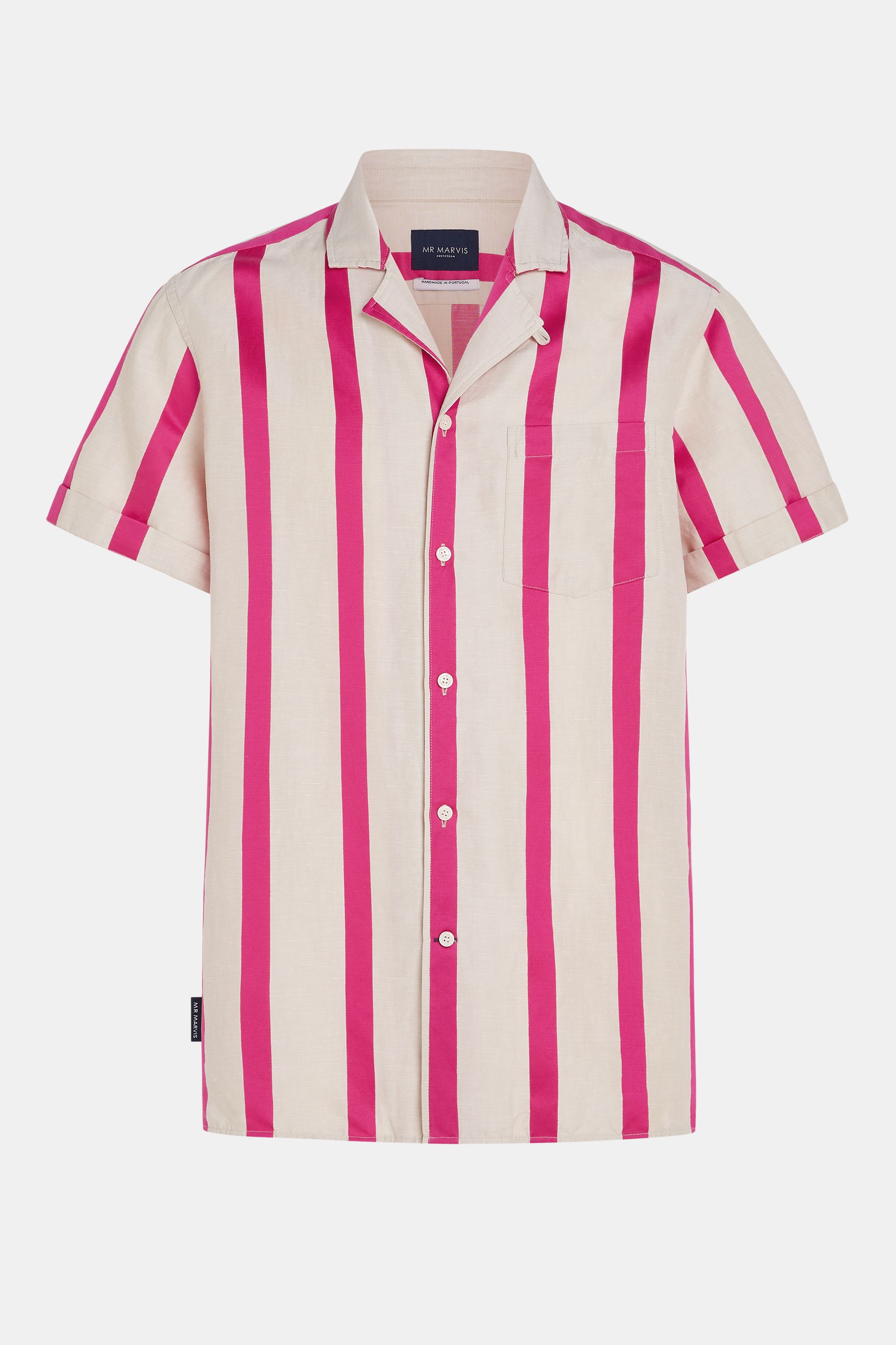 Mens short sleeve shirt with relaxed fit in pink striped