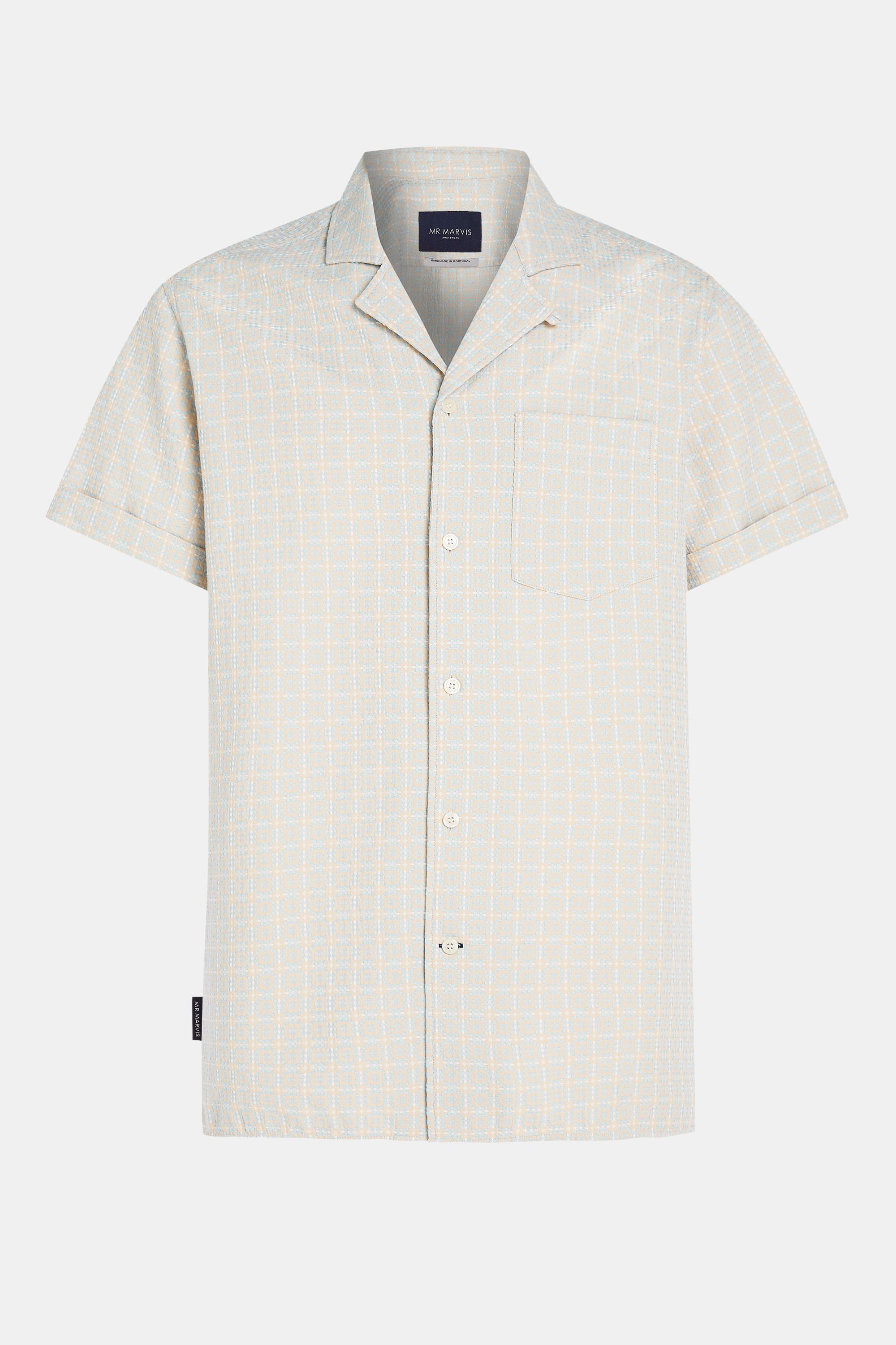 Mens short sleeve shirt with relaxed fit in pastel-tinted