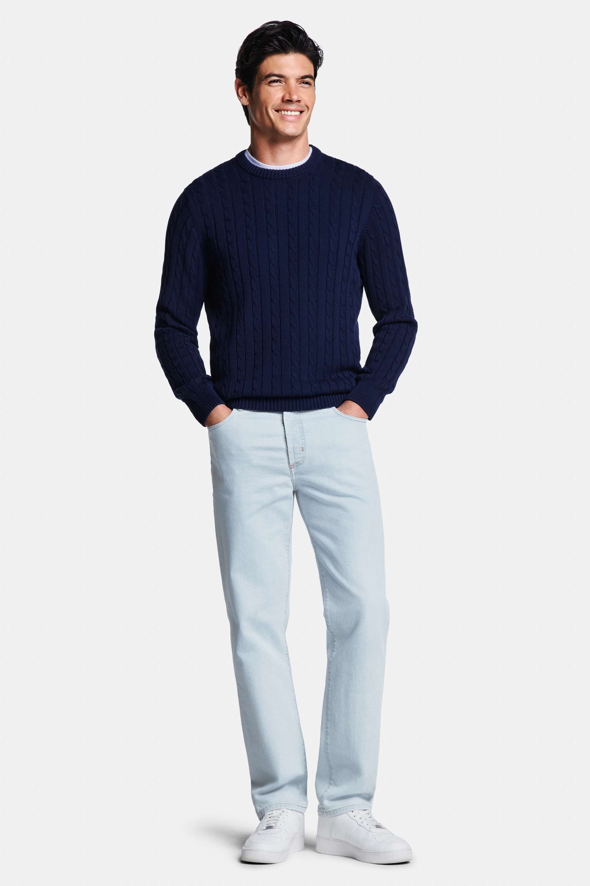 Wimbledons * Das Midweight T-Shirt, Midnights * Der Heavy Zopfstrickpullover, Charles * Die Straight Fit Jeans
