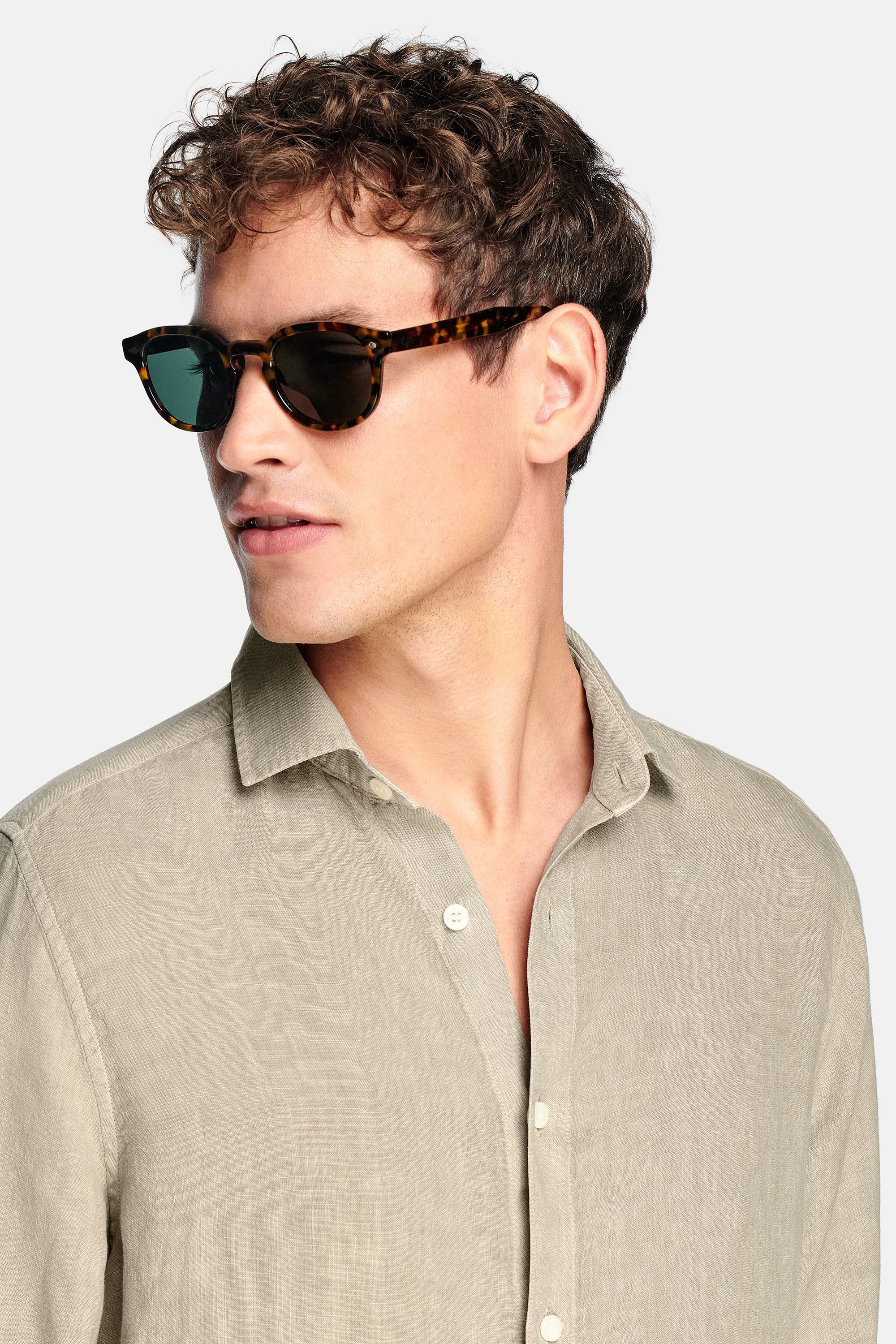 Baristas * The Linen Shirt