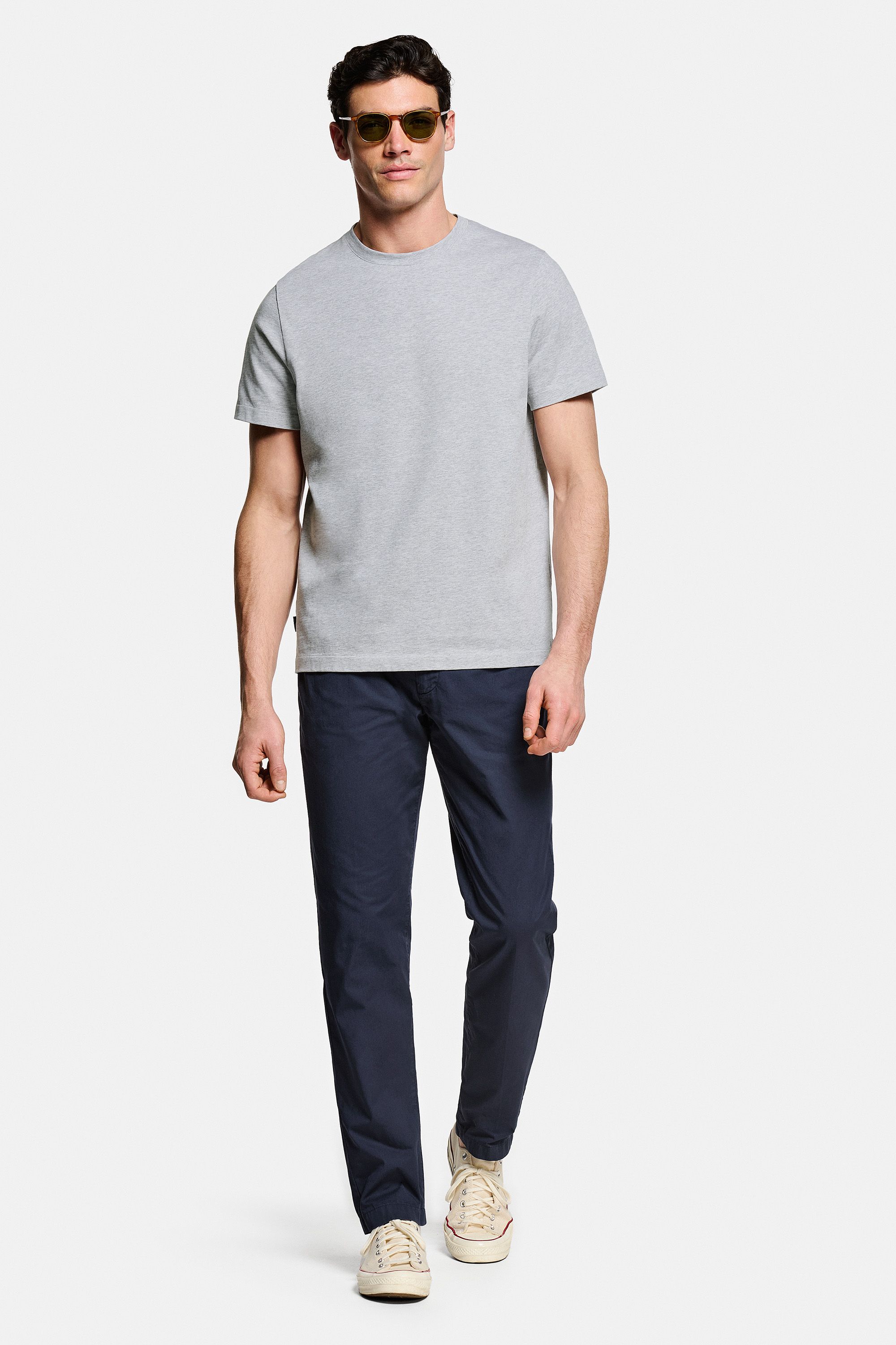 Oysters * The Heavy Tee, Cosmics * The Classic Chinos