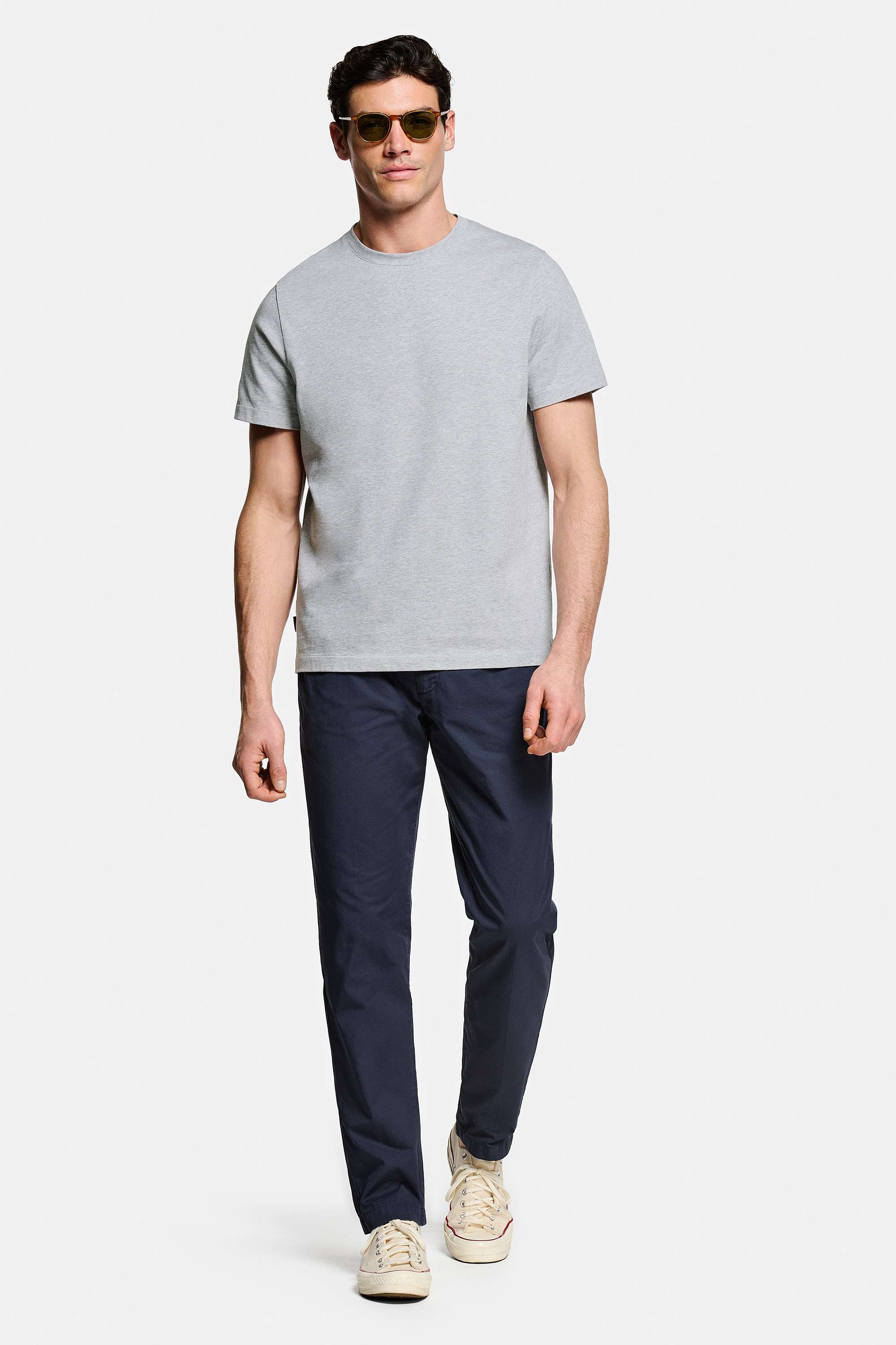 Oysters * The Heavy Tee, Cosmics * The Classic Chinos