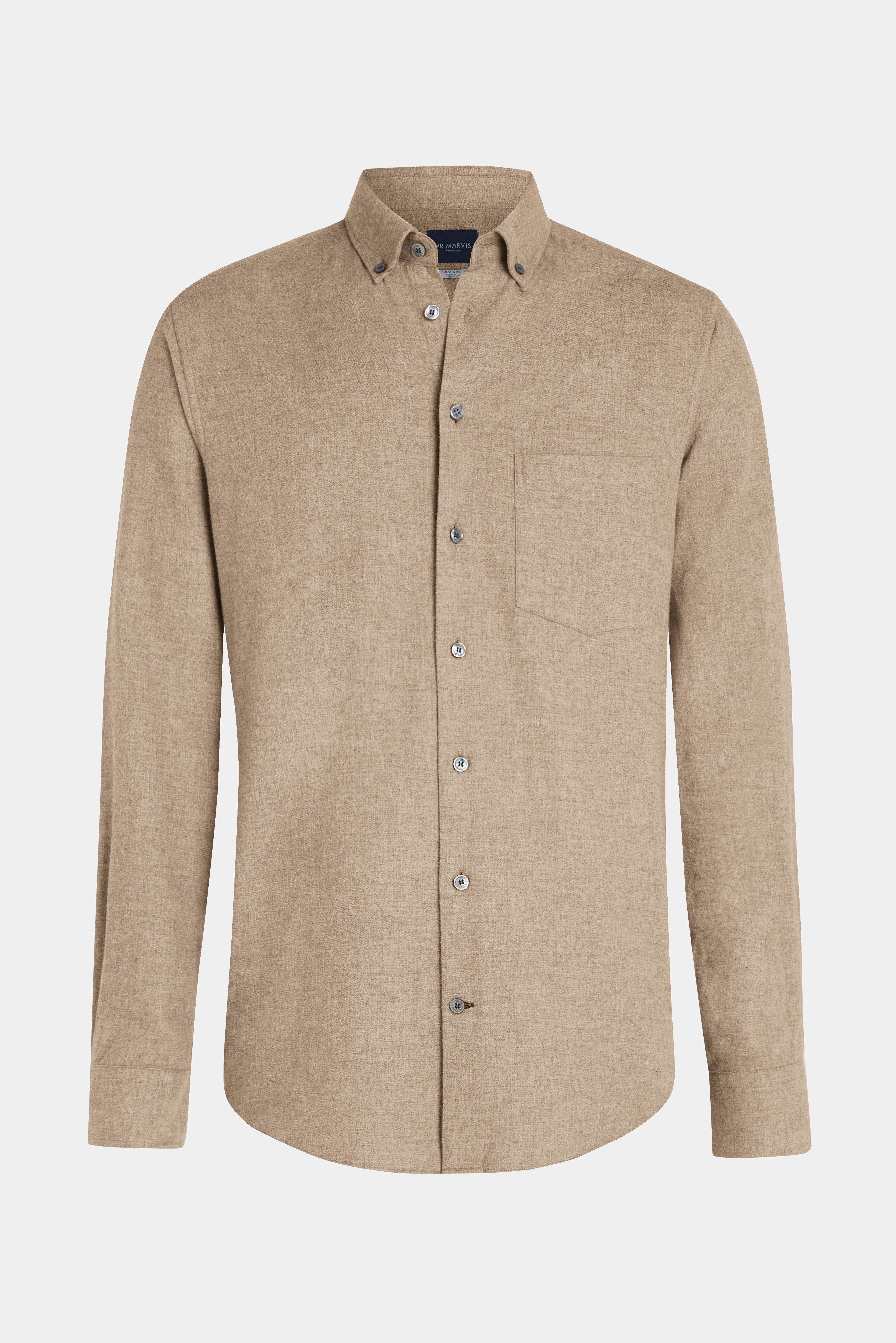 Męska koszula flanelowa button-down o standardowym kroju w ciemnym piaskowym kolorze