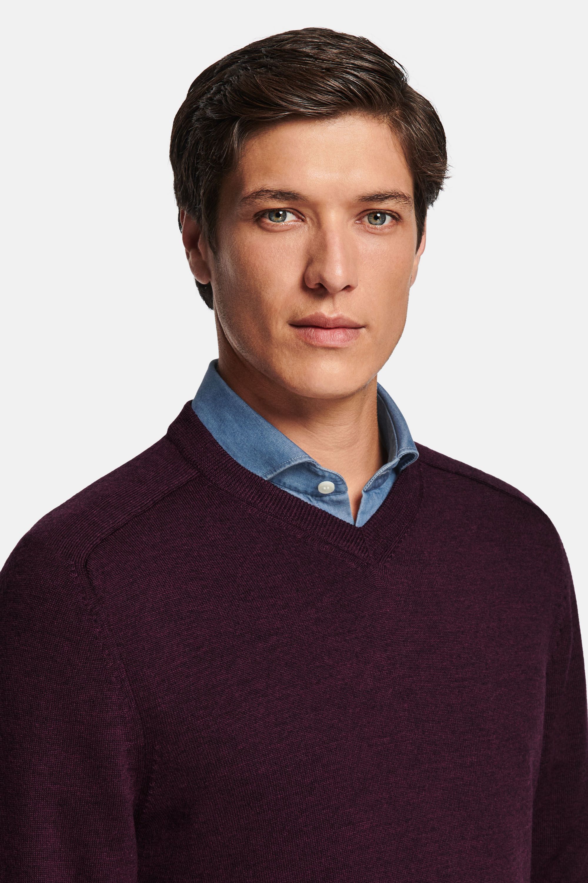 Reserves * The Merino V-neck