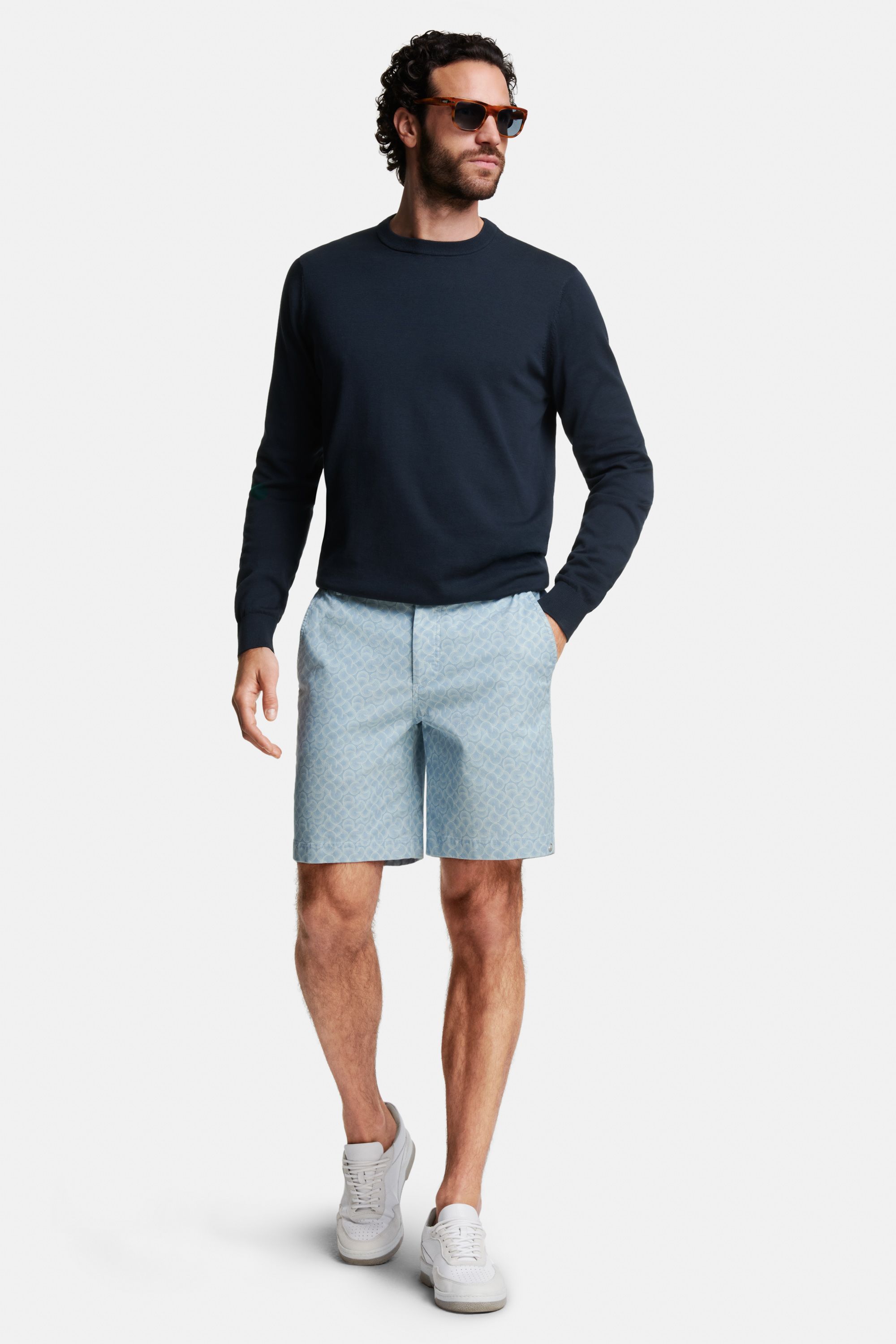 Cosmics * The Cotton Crew, Energias * The Print Originals, Oysters * The Classic Sneakers