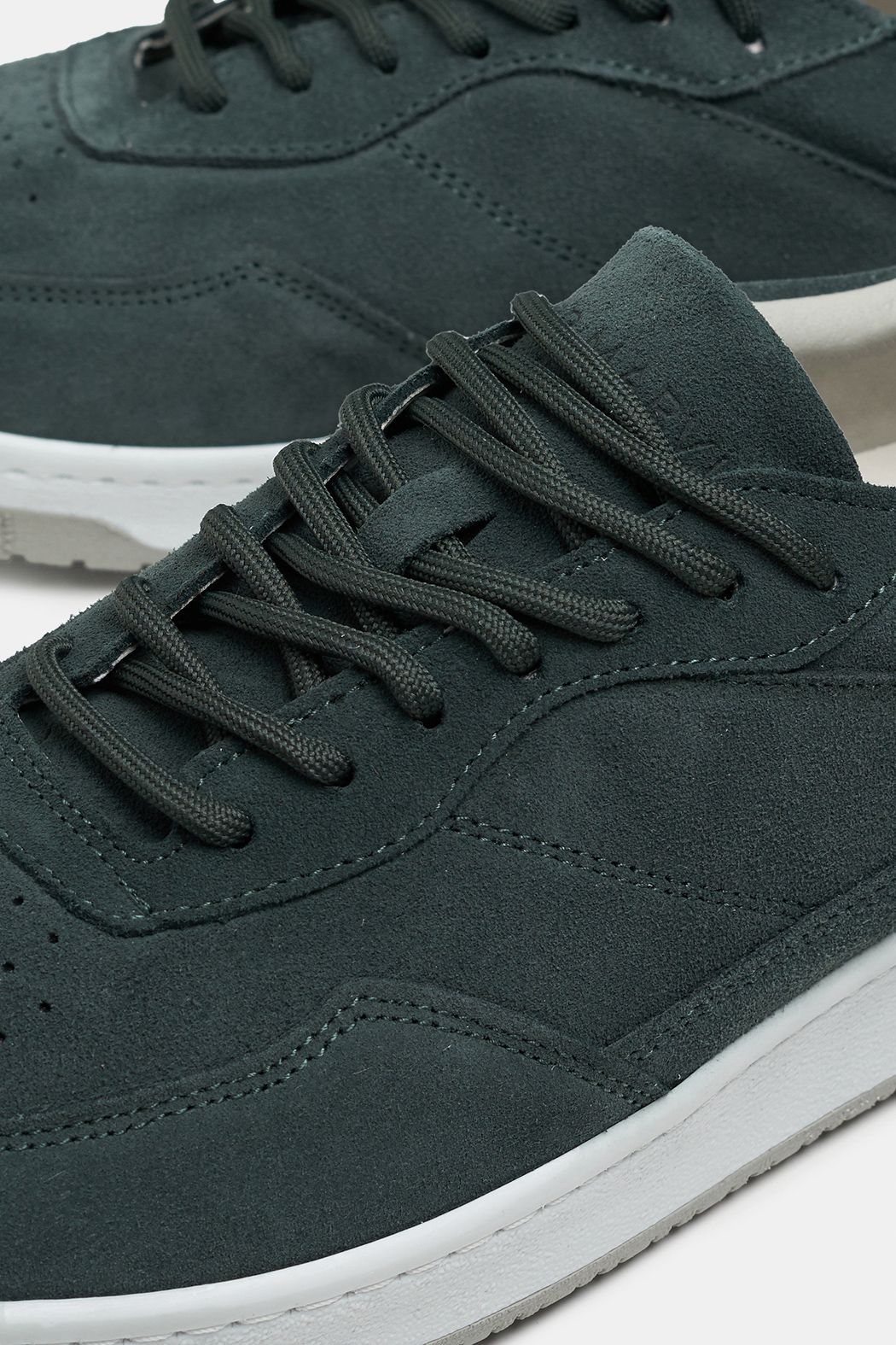 Lakes * Der Wildleder-Sneaker
