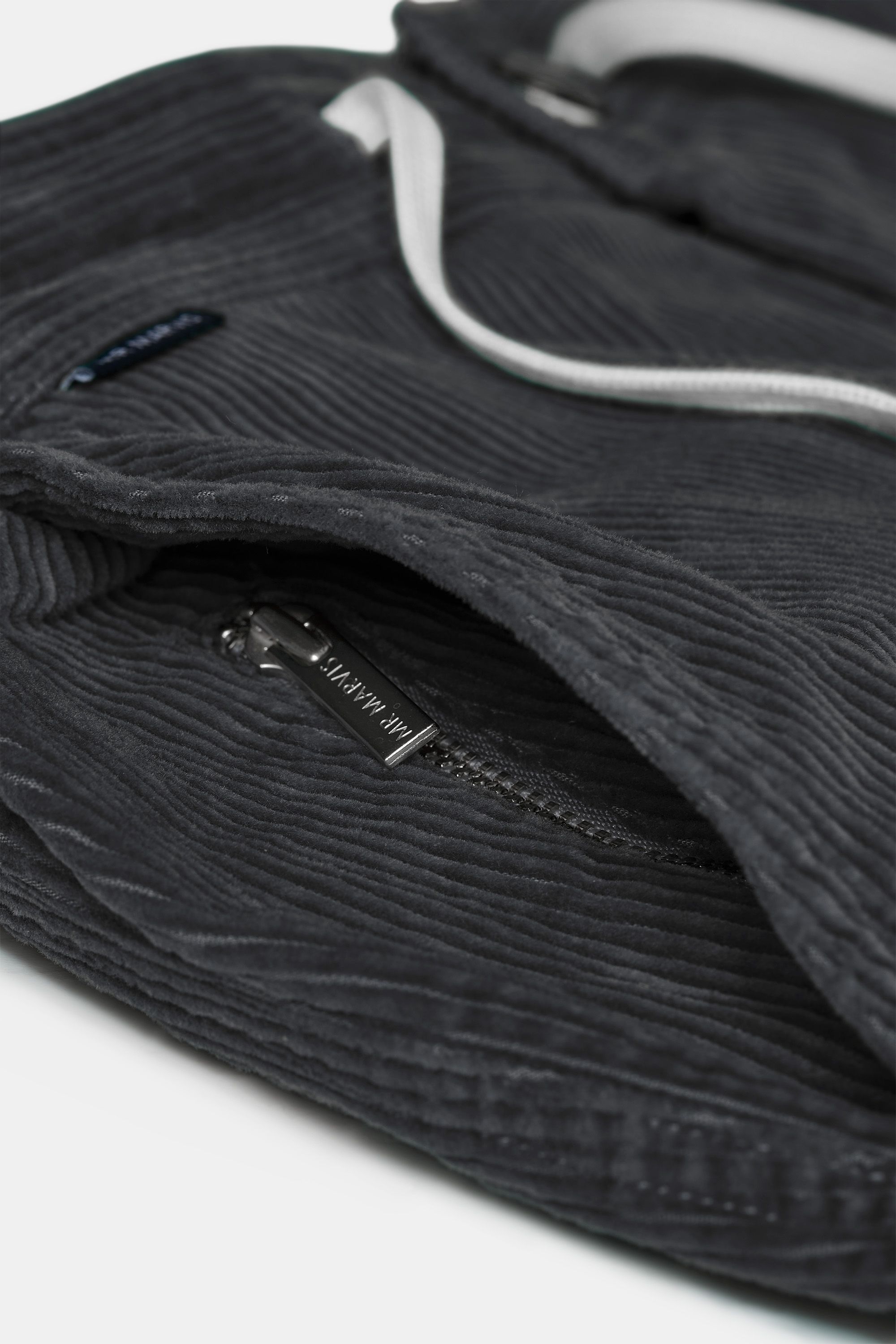 Storms * The Short Cords