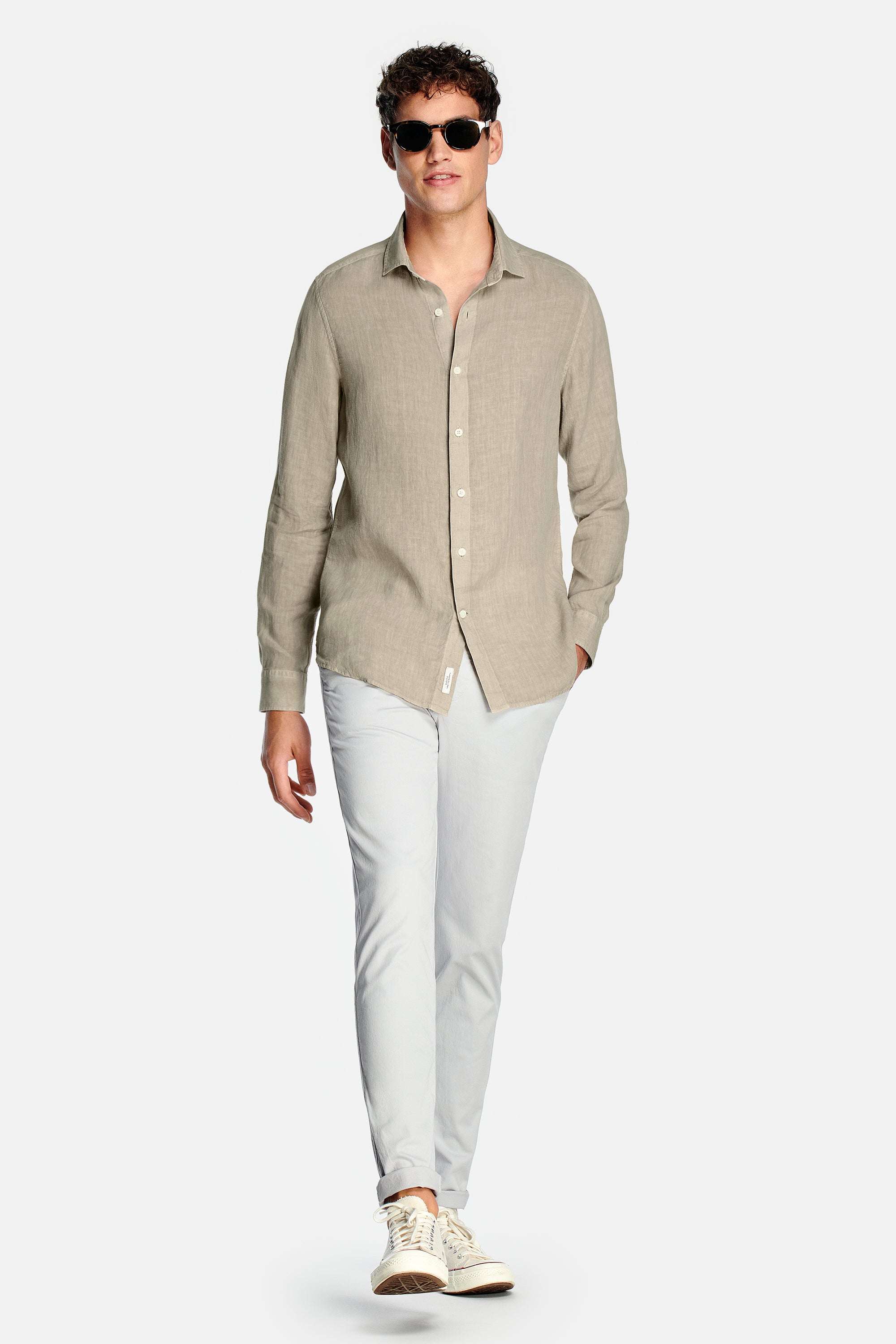 Baristas * The Linen Shirt, Gullwings * The Longs