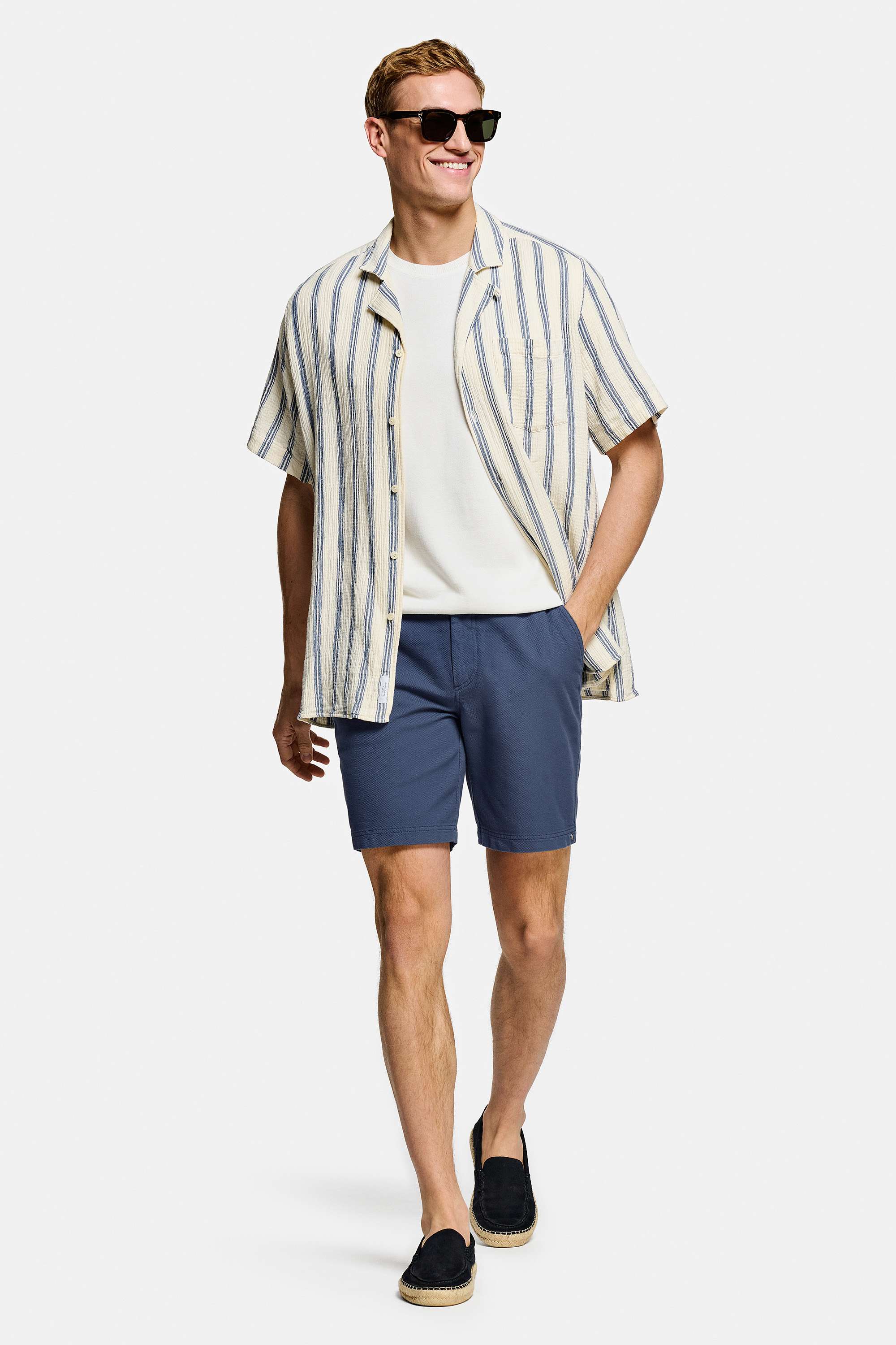 Coconuts * The Knitted Tee, Kingfishers * The Piqués