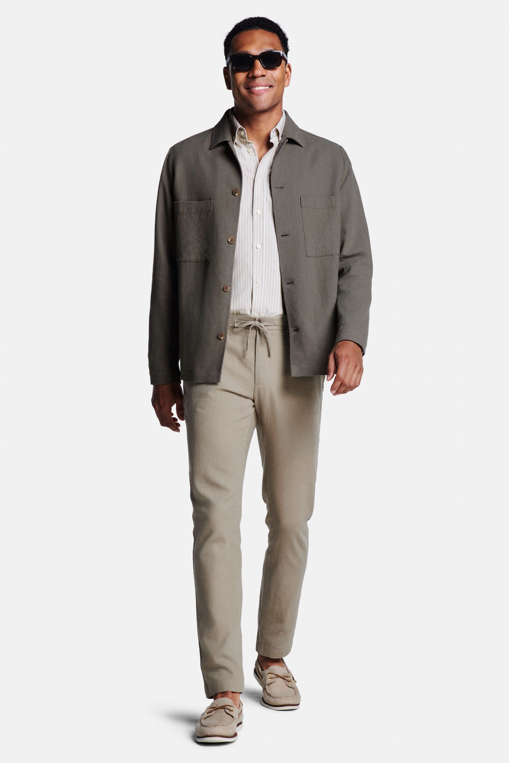 Big Schooners * The Oxford Shirt, Jefes * The Linen Shacket, Baristas * The Linens