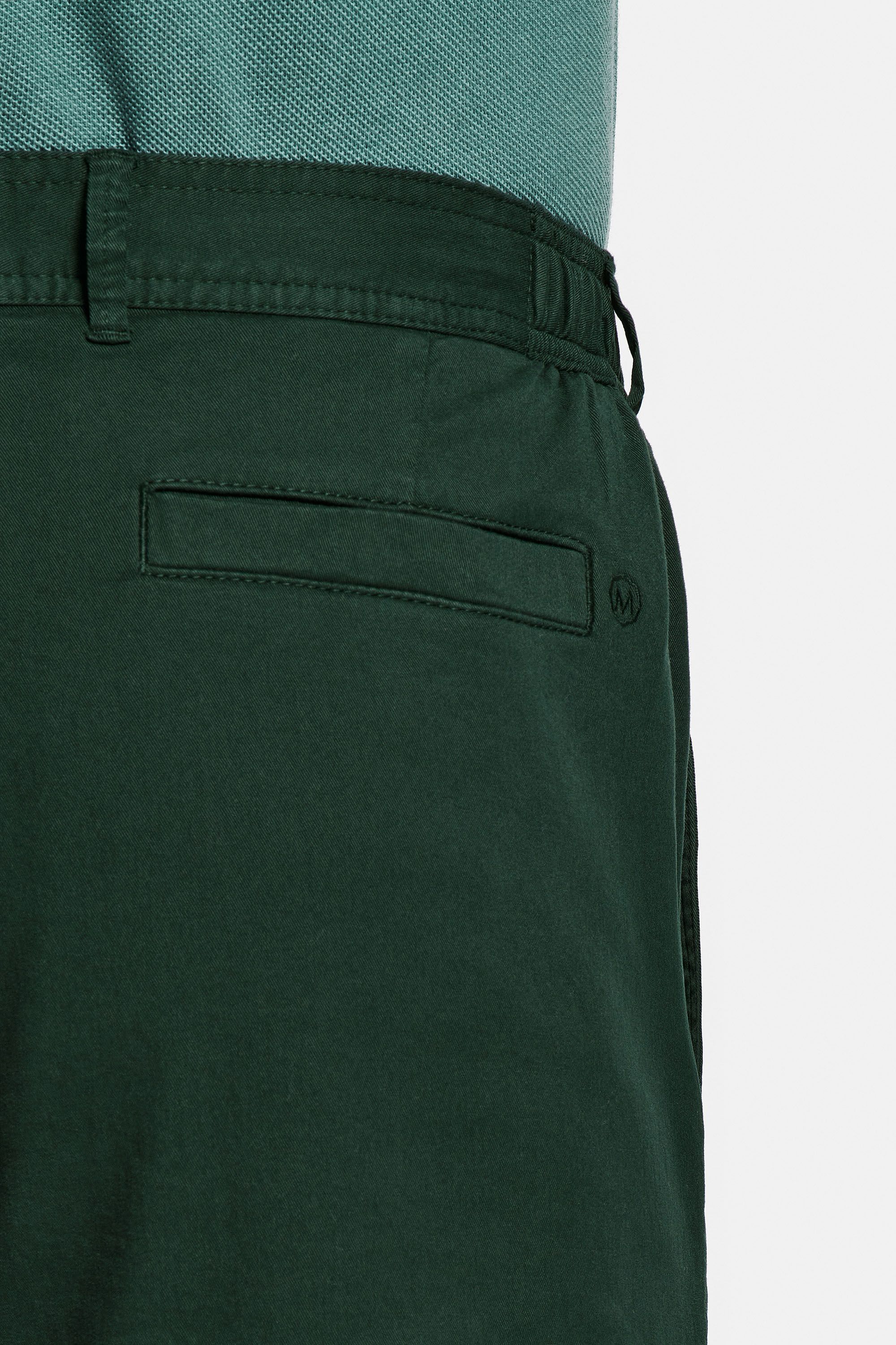 Lakes * Chinos