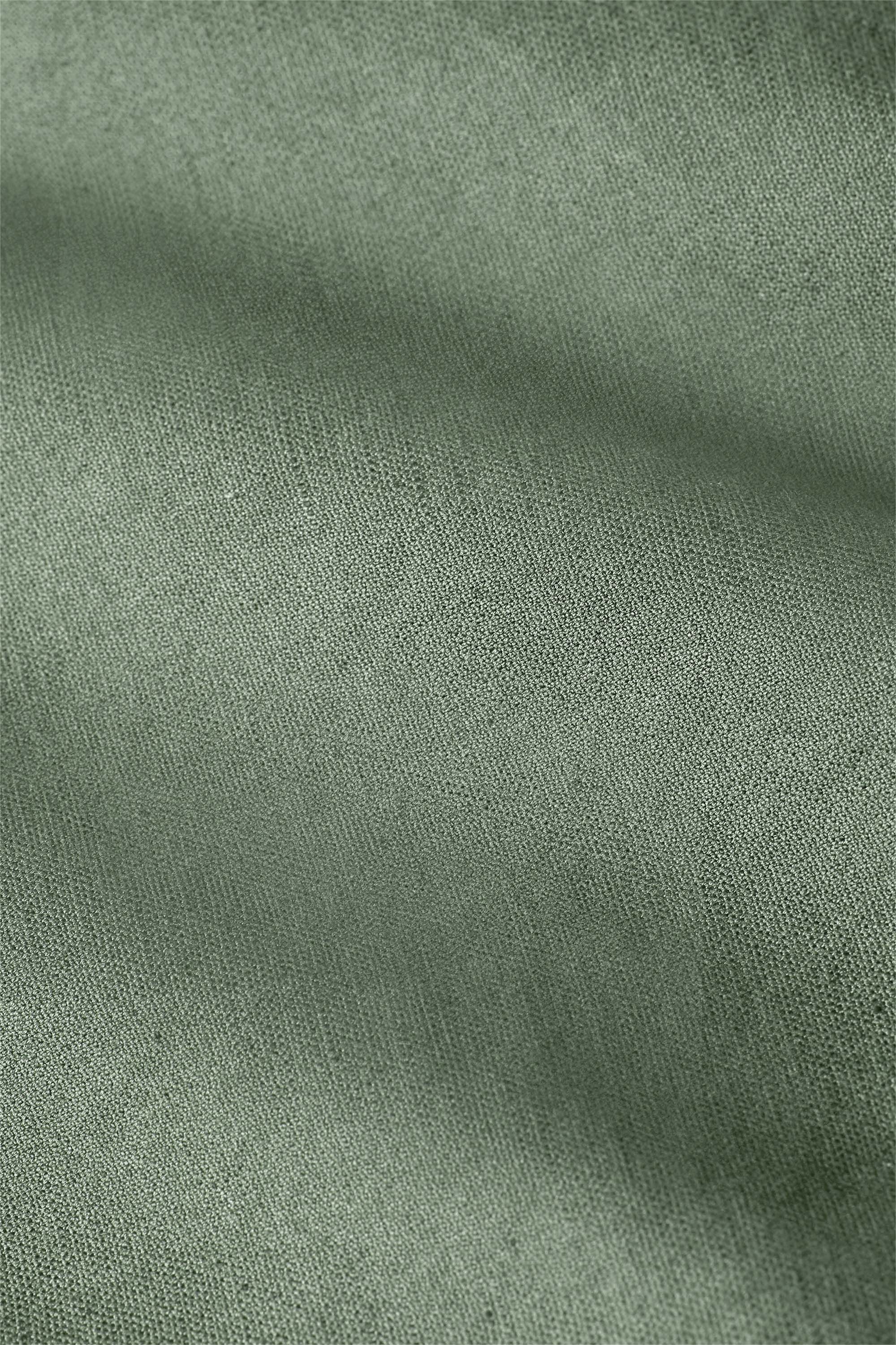 Defenders * The Short Linens