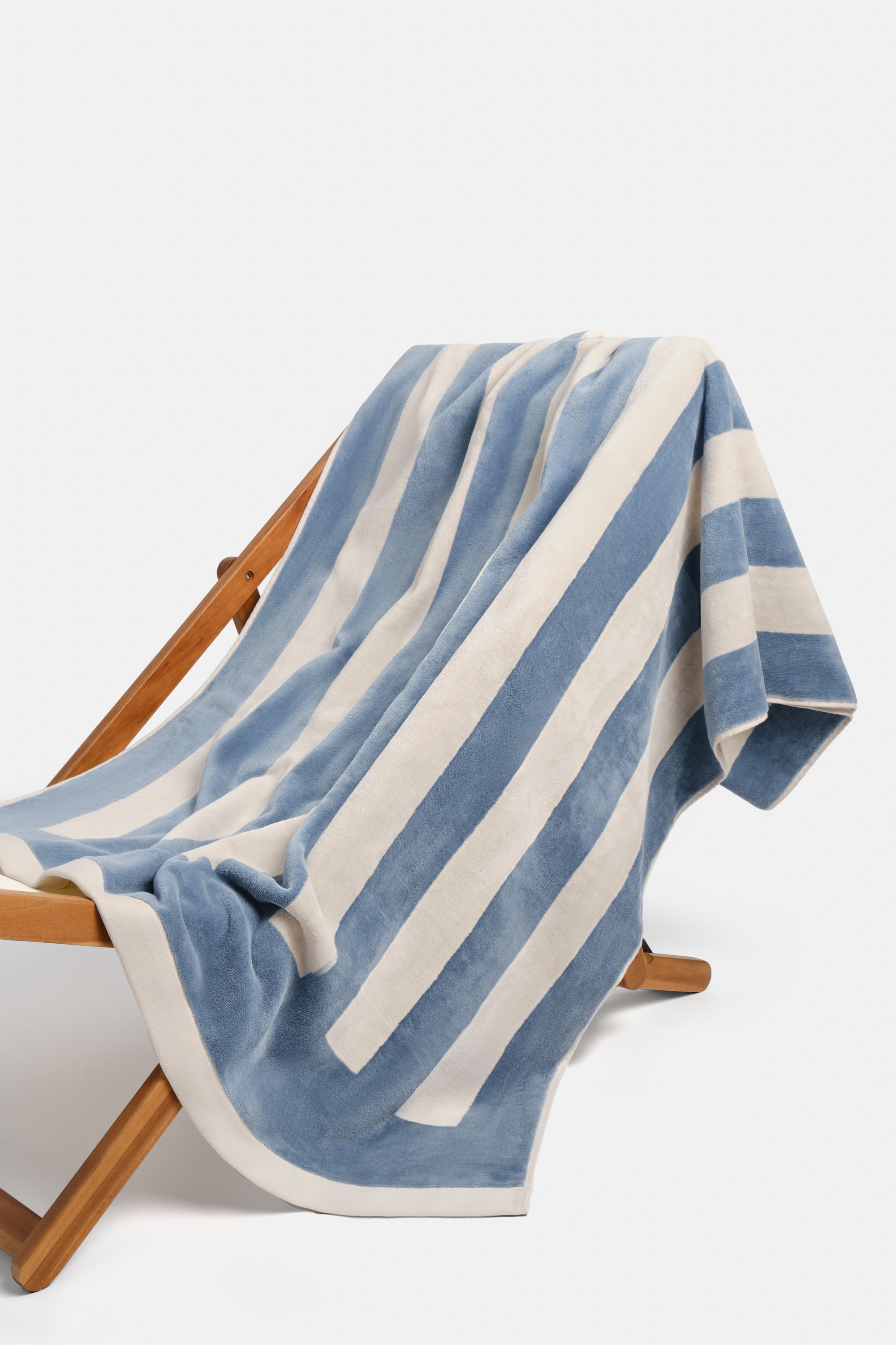 Pontoons * The Beach Towel