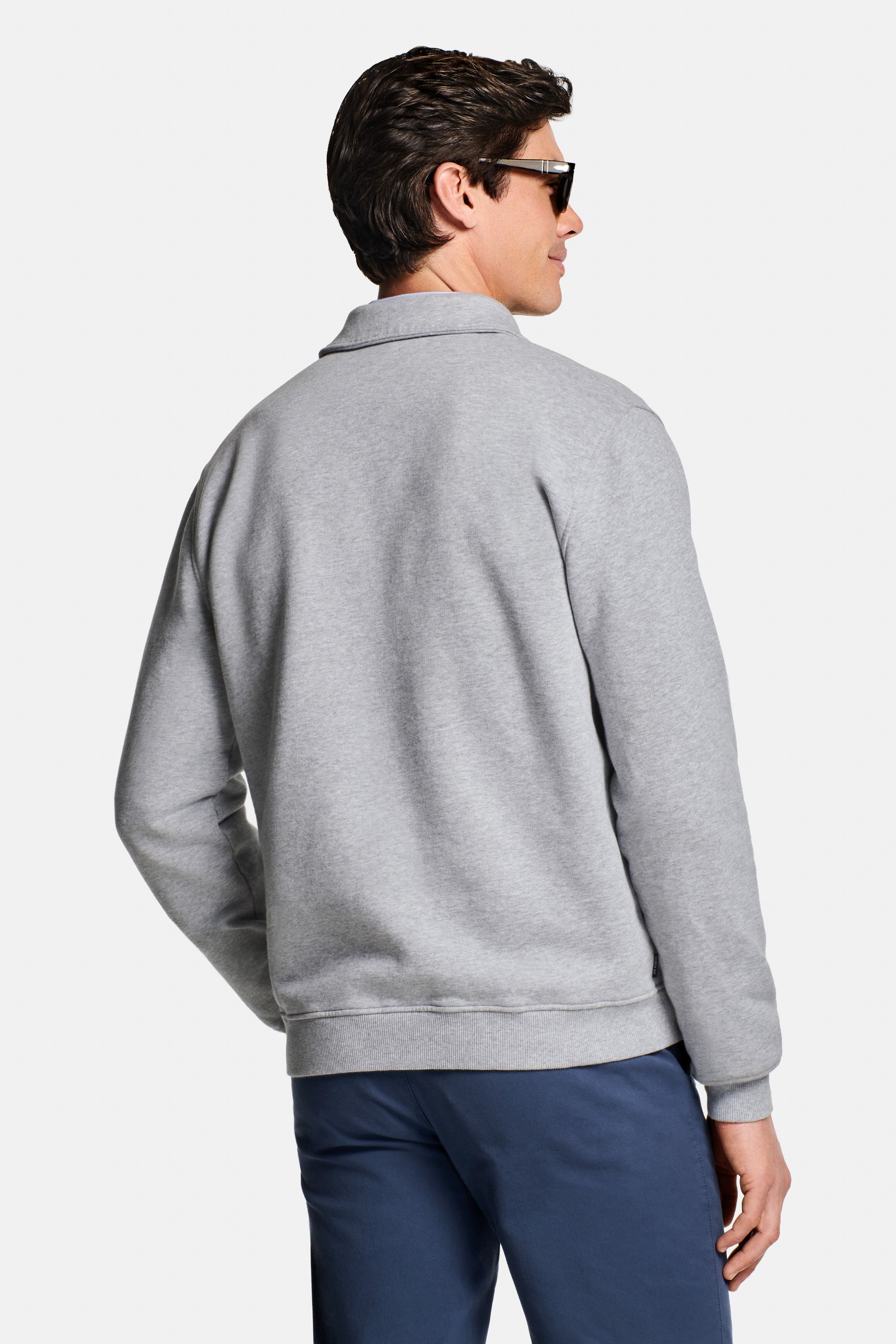 Oysters * The Sporty Zip Sweater