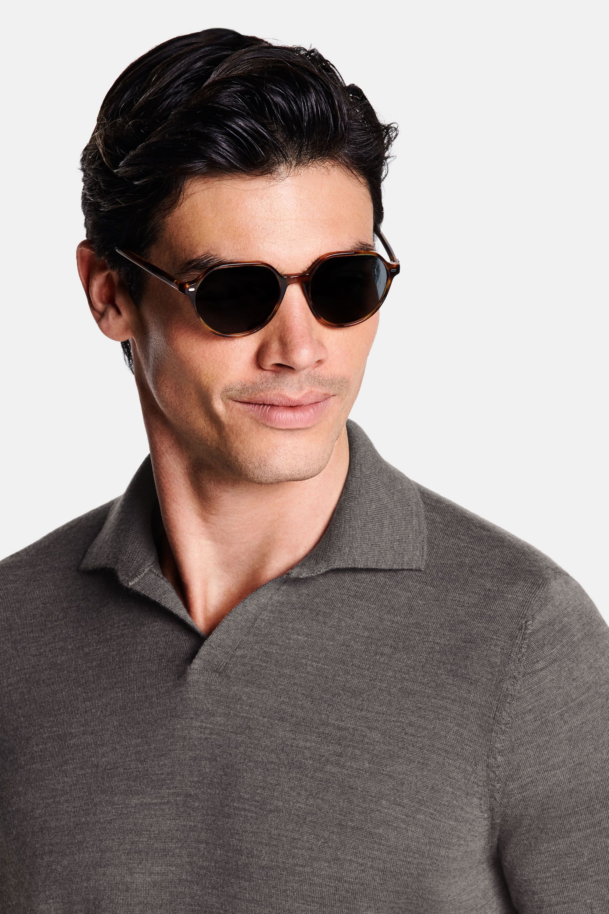 Jones * The Buttonless Polo