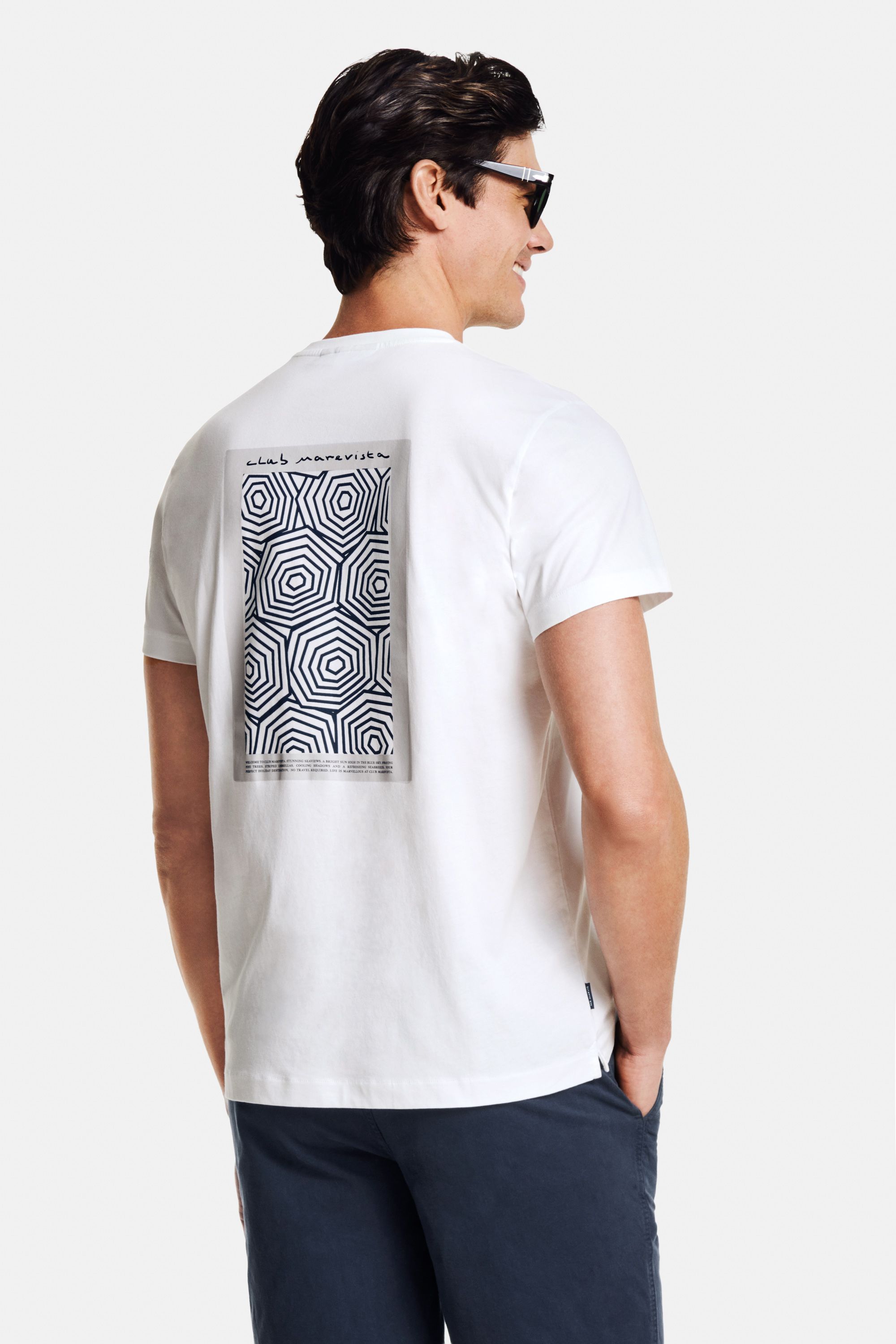 Club Marevista White * The Midweight Tee