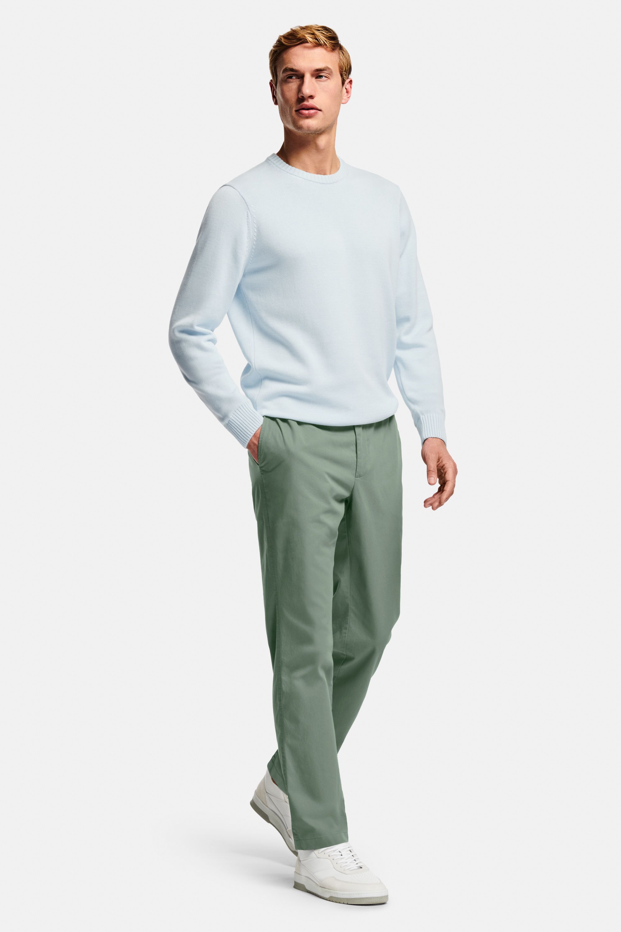 Defenders * The Easy Chinos