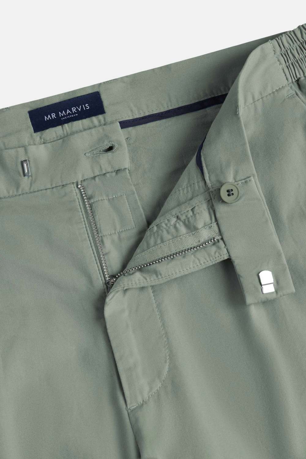 Defenders * The Classic Chinos
