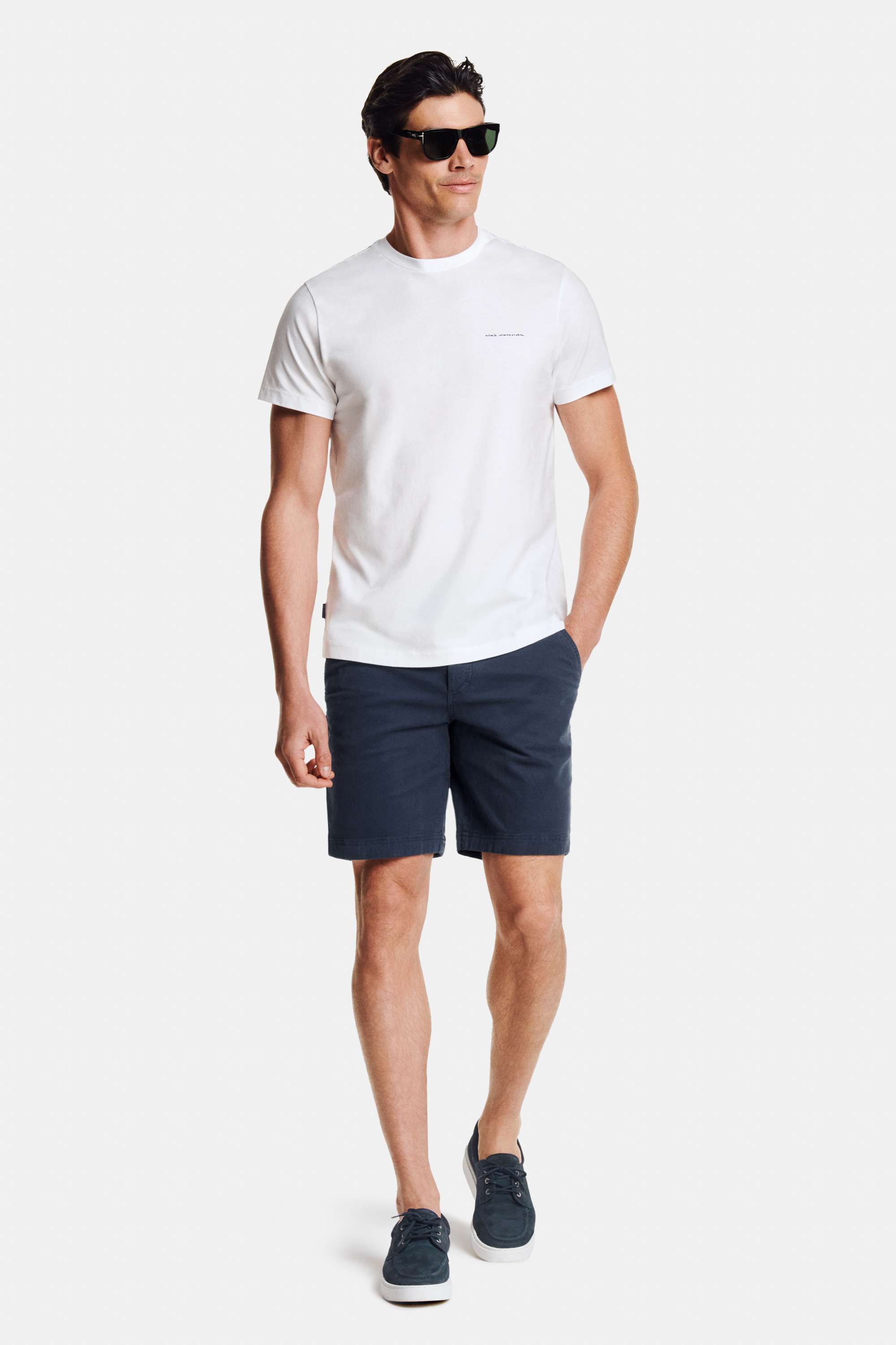 Club Marevista White * The Midweight Tee, Cosmics * The Originals, Deeps * The Boat Sneakers