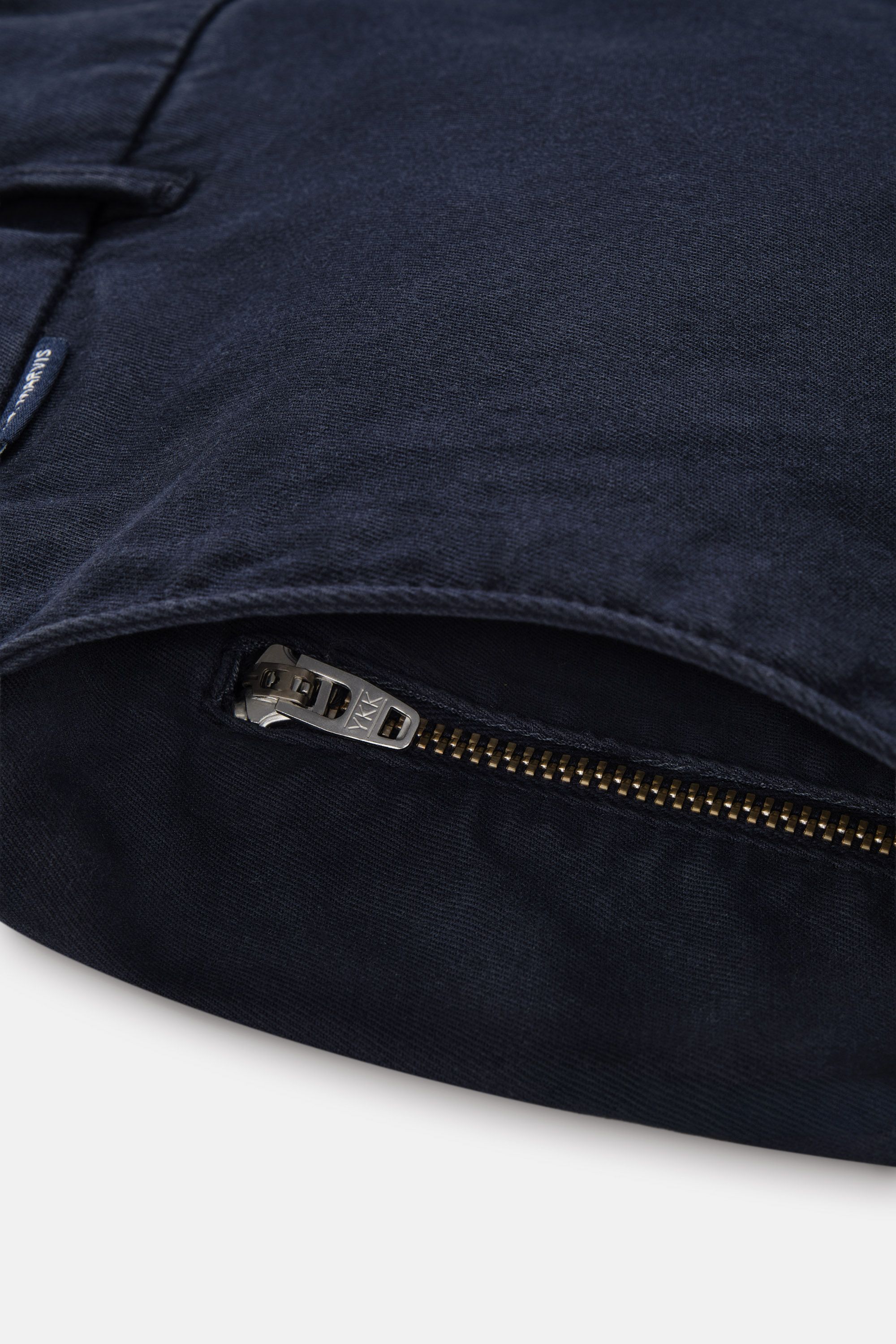 Deeps * The Straight Fit Chinos