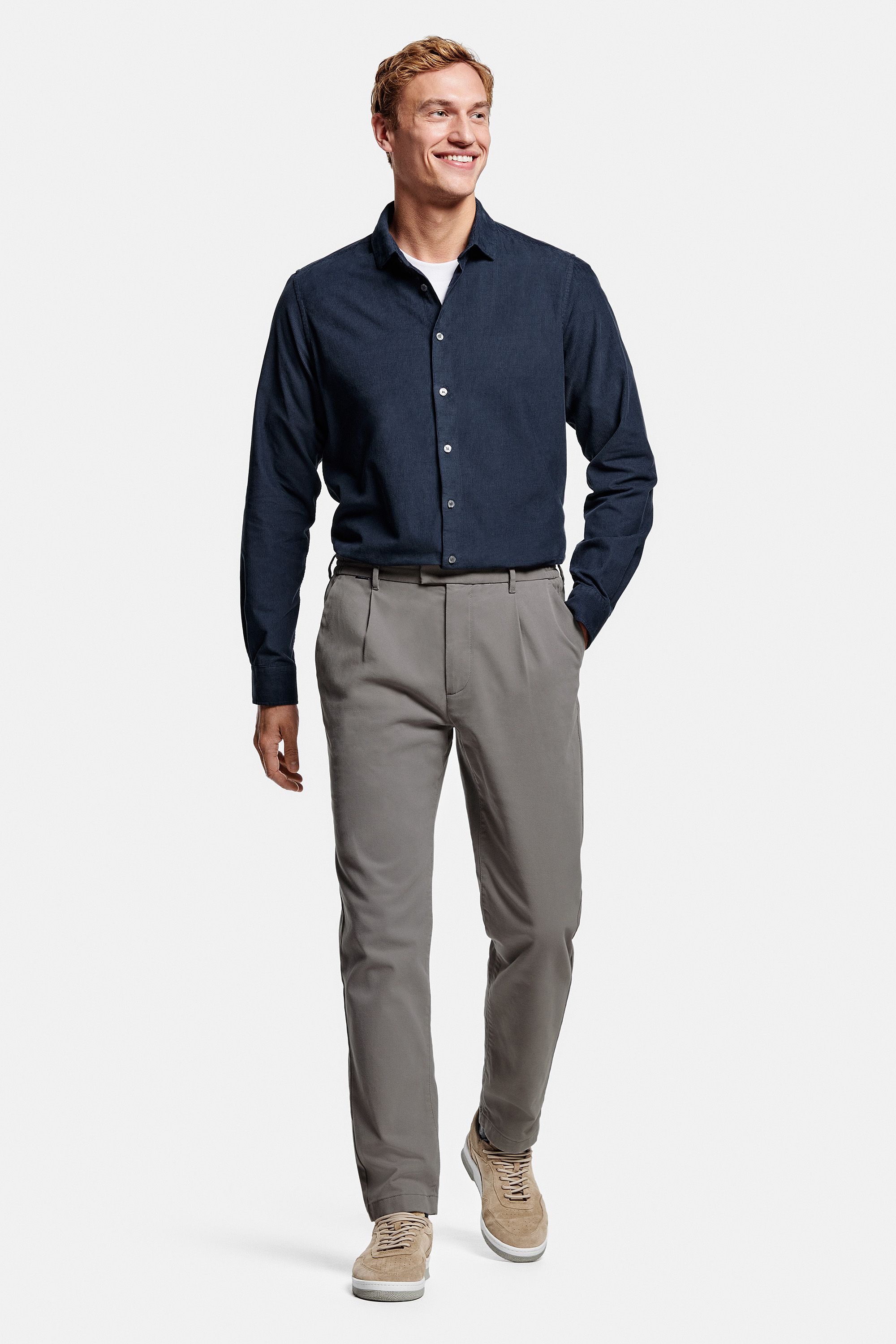 Cosmics * Das Cord Shirt, Newmans * Die Heavy Classics, Baristas * Der Wildleder-Sneaker