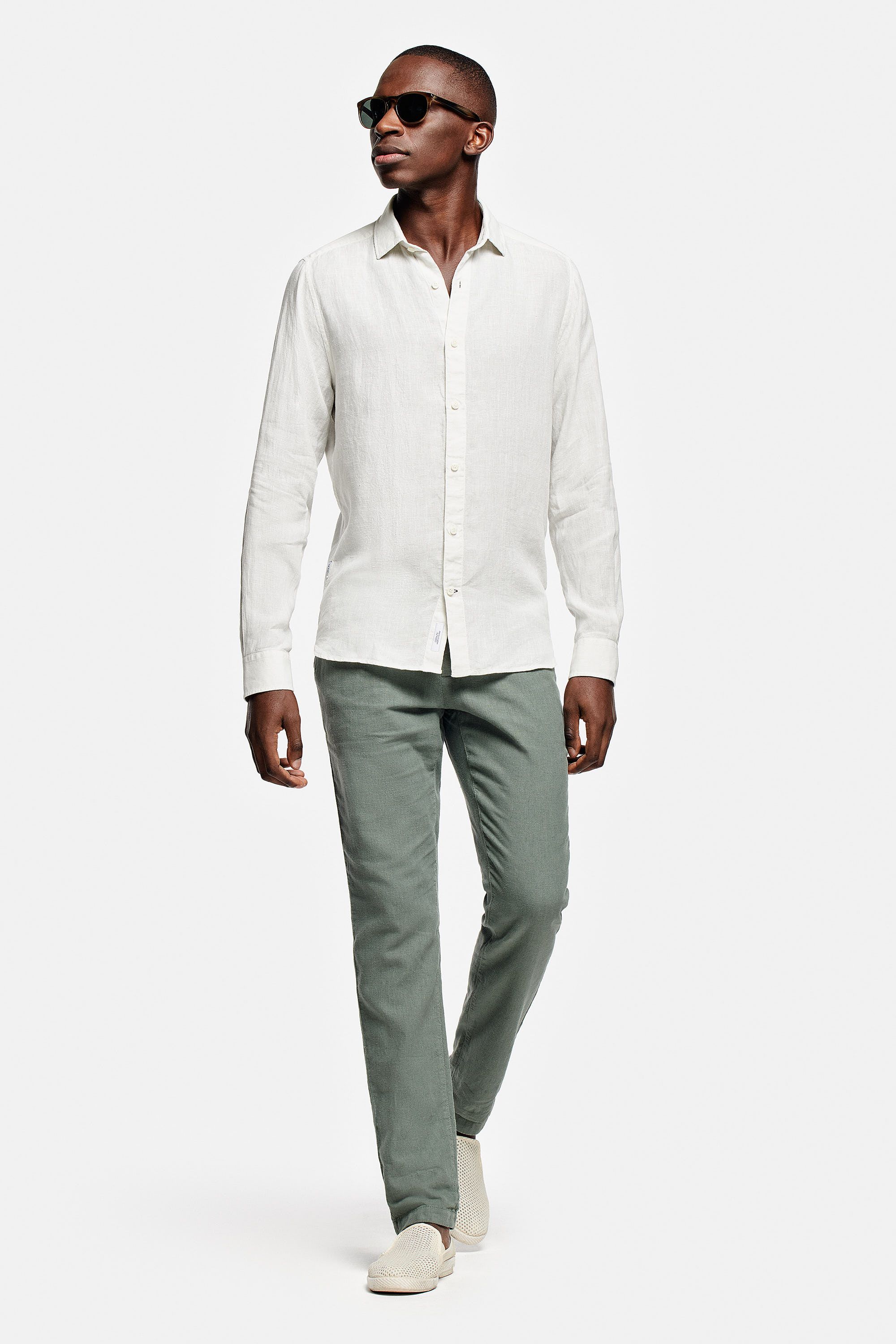 Coconuts * The Linen Shirt, Defenders * The Linens