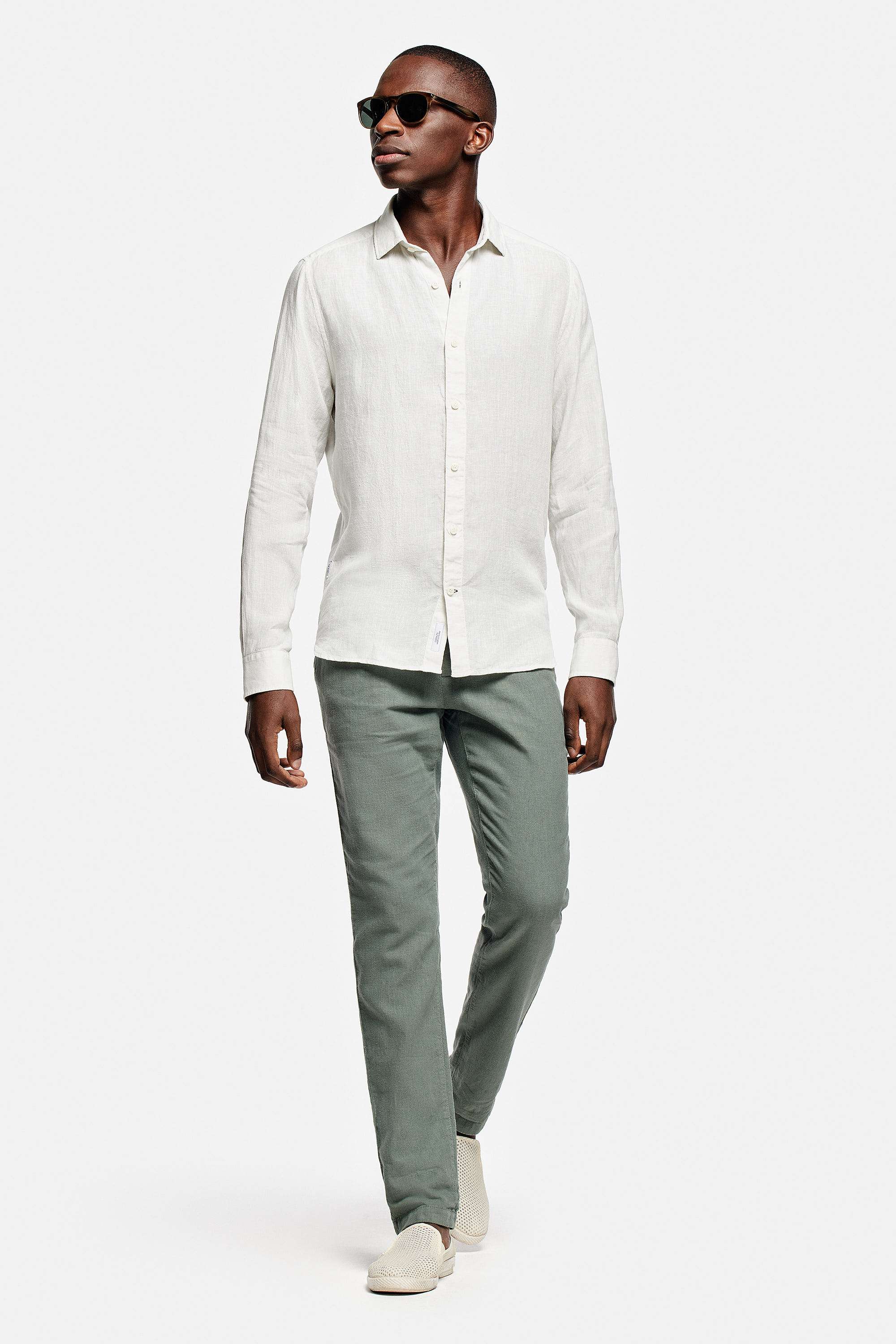 Coconuts * The Linen Shirt, Defenders * The Linens
