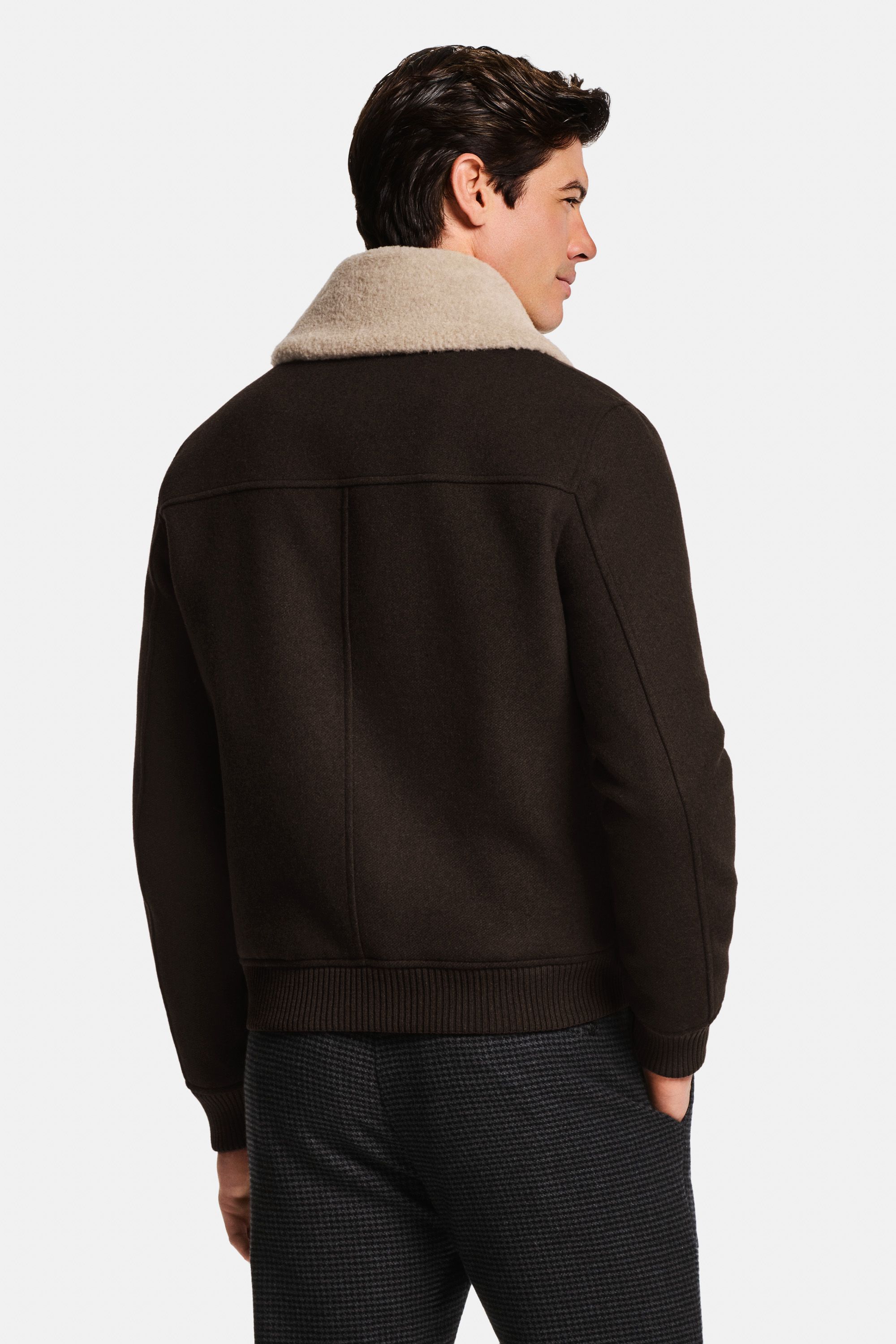 Night Foxes * The First-class Jacket