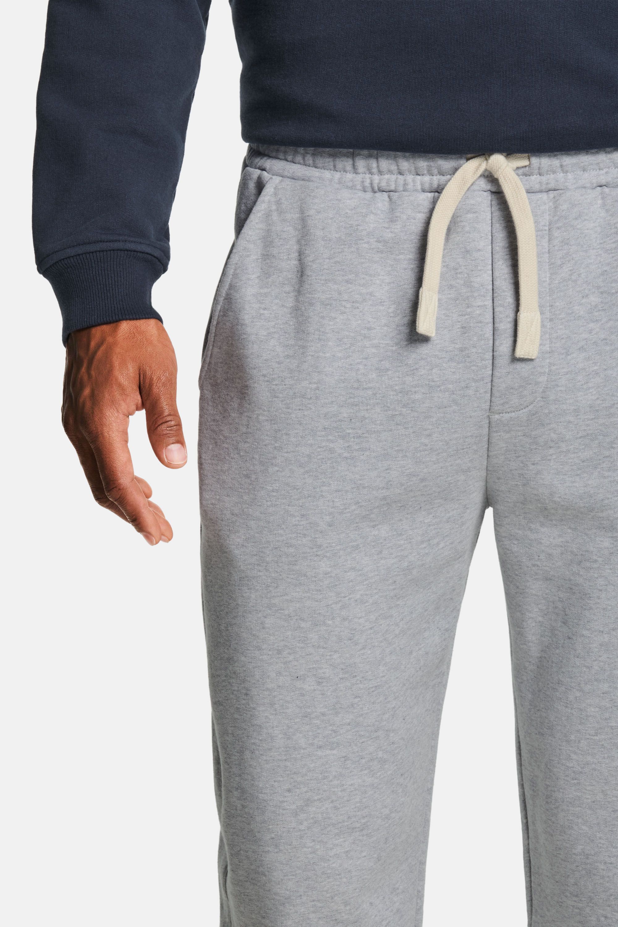 Oysters * The Classic Joggers
