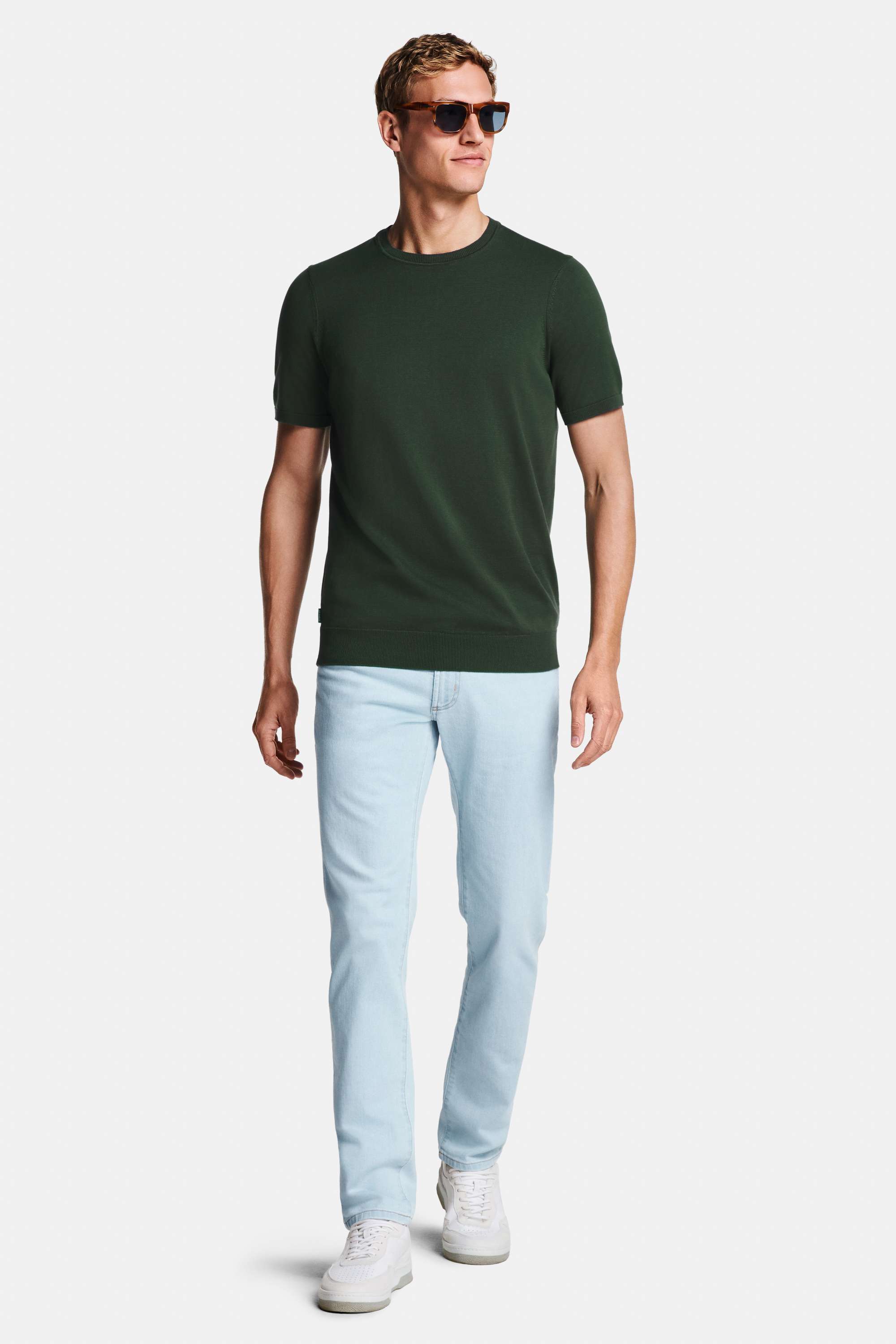 Fairways * The Knitted Tee, Charles * The Jeans, Oysters * The Classic Sneakers